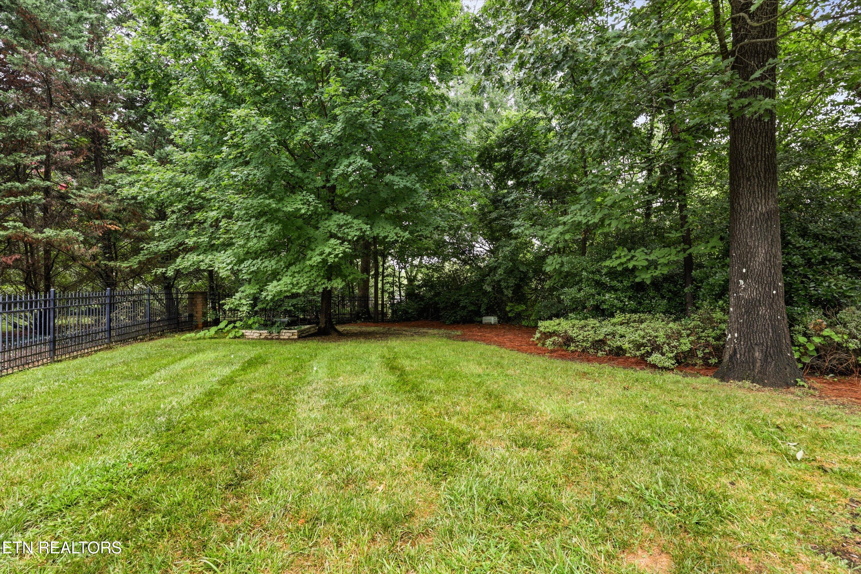 1304 Selby Lane Knoxville TN 37922