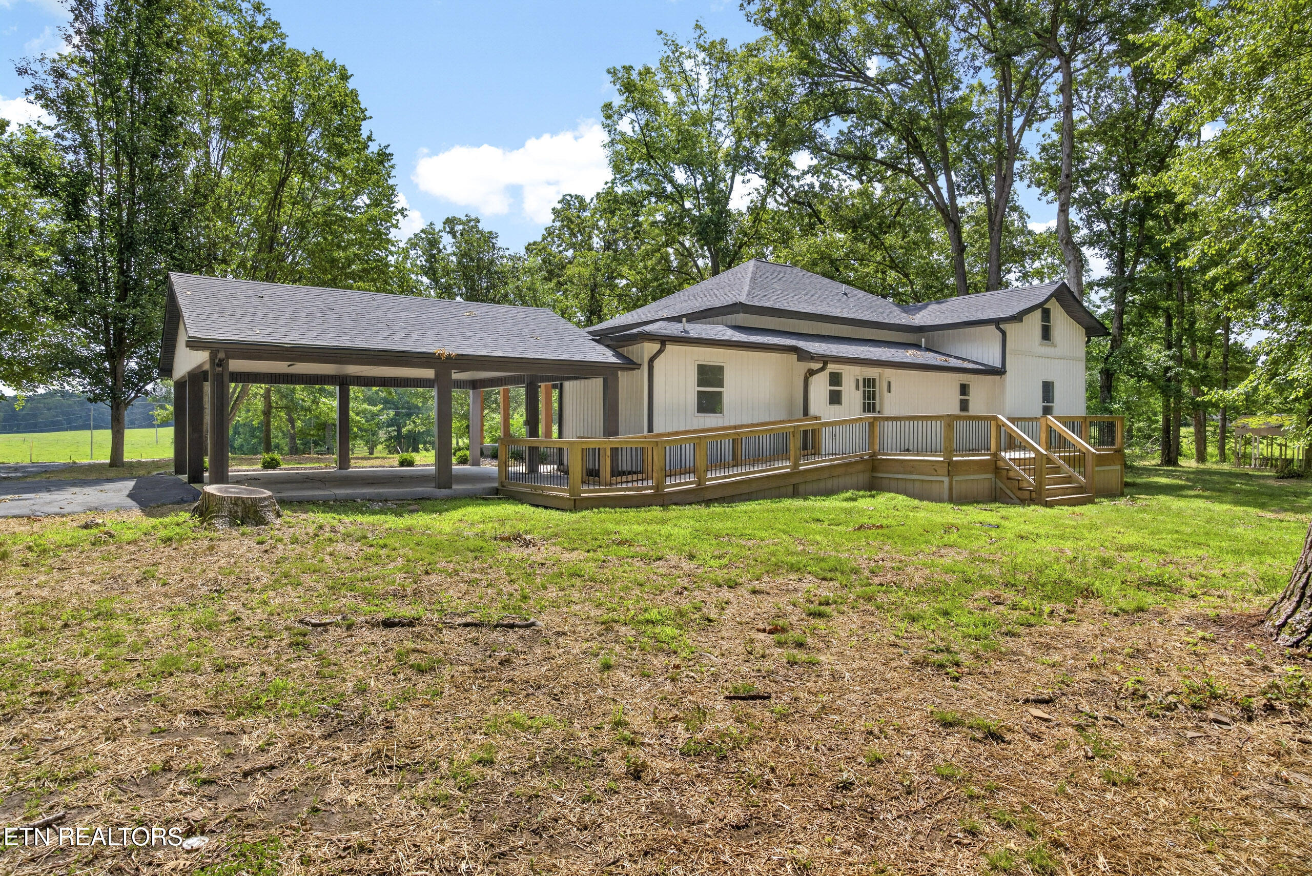 909 Hawkins Crawford Road Cookeville TN 38501