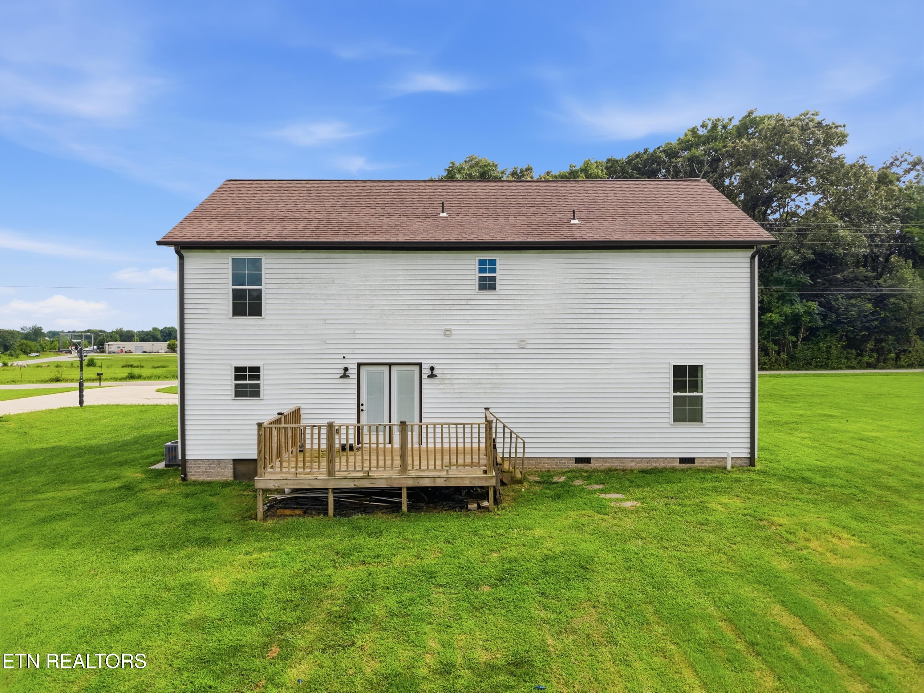 1057 W Cemetery Road Cookeville TN 38506