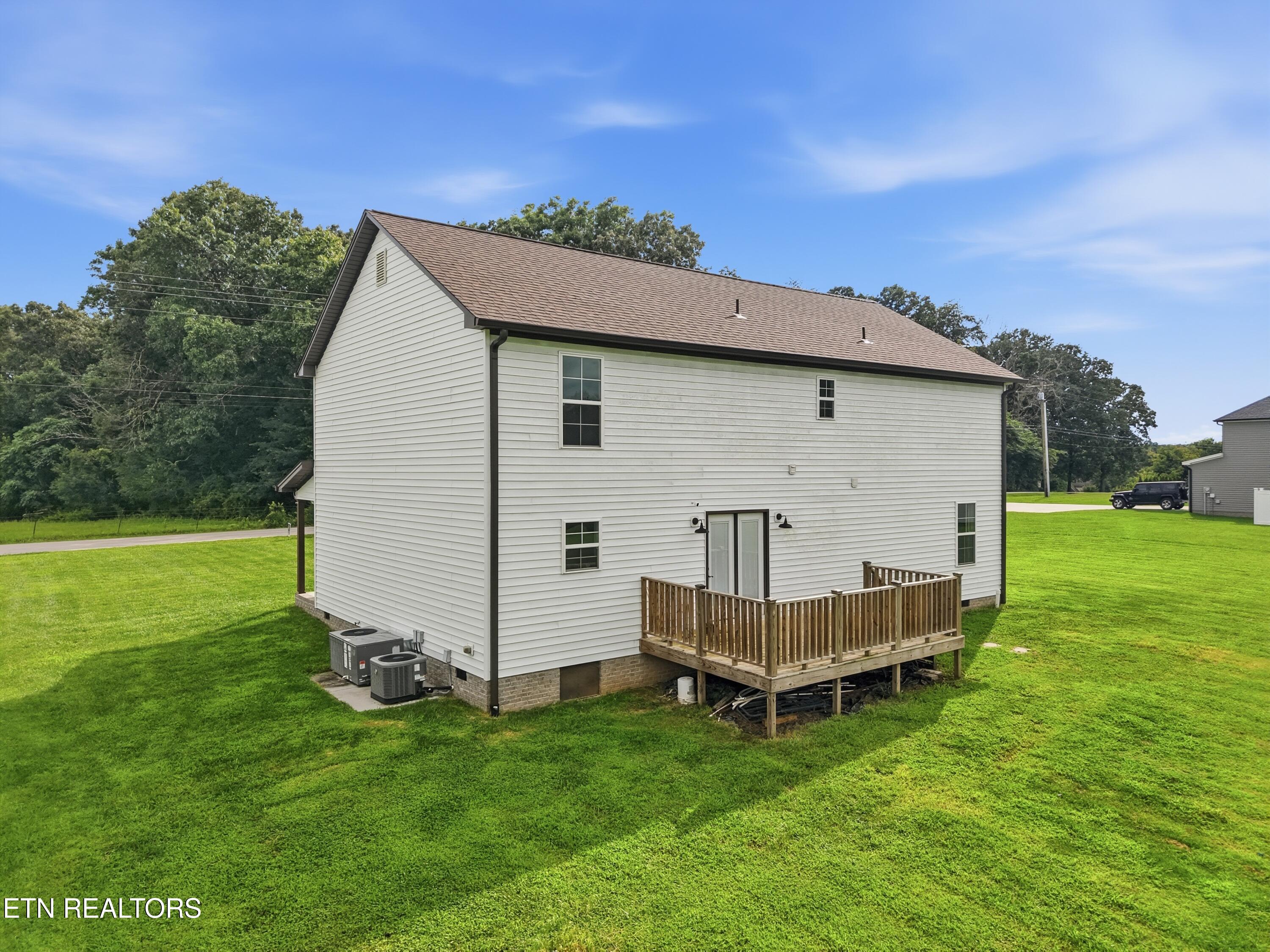1057 W Cemetery Road Cookeville TN 38506