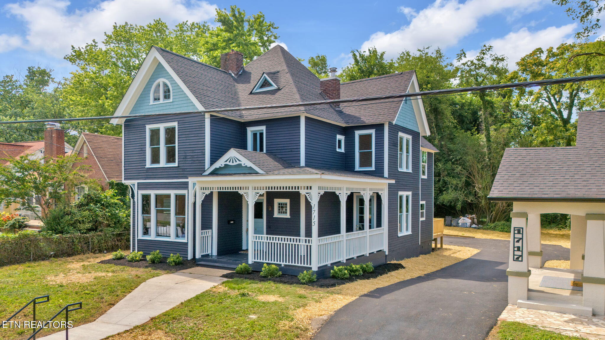 1715 Washington Pike Knoxville TN 37917