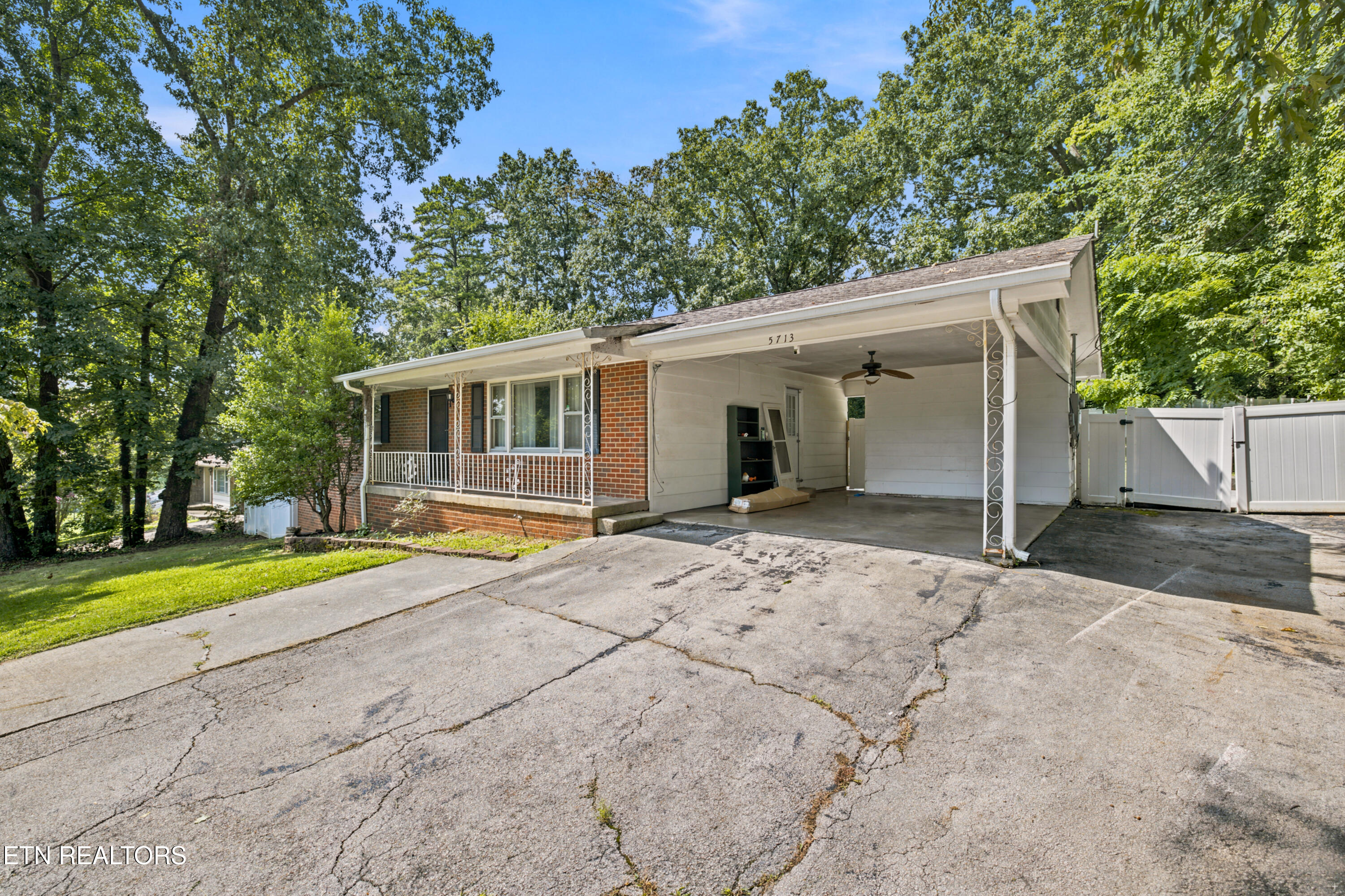 5713 Haynes Sterchi Road Knoxville TN 37912