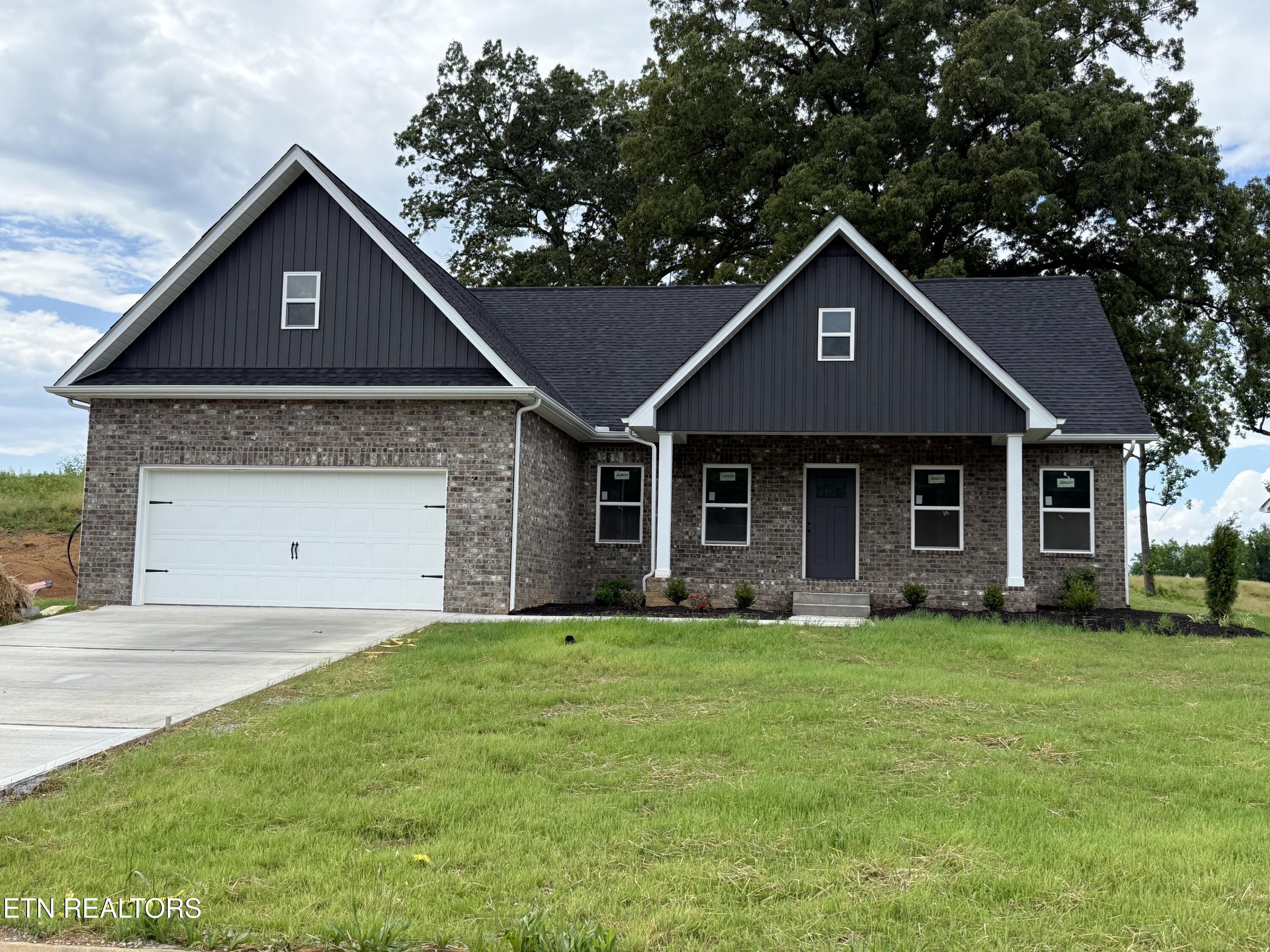 217 Mossy Rock Road Clinton TN 37716