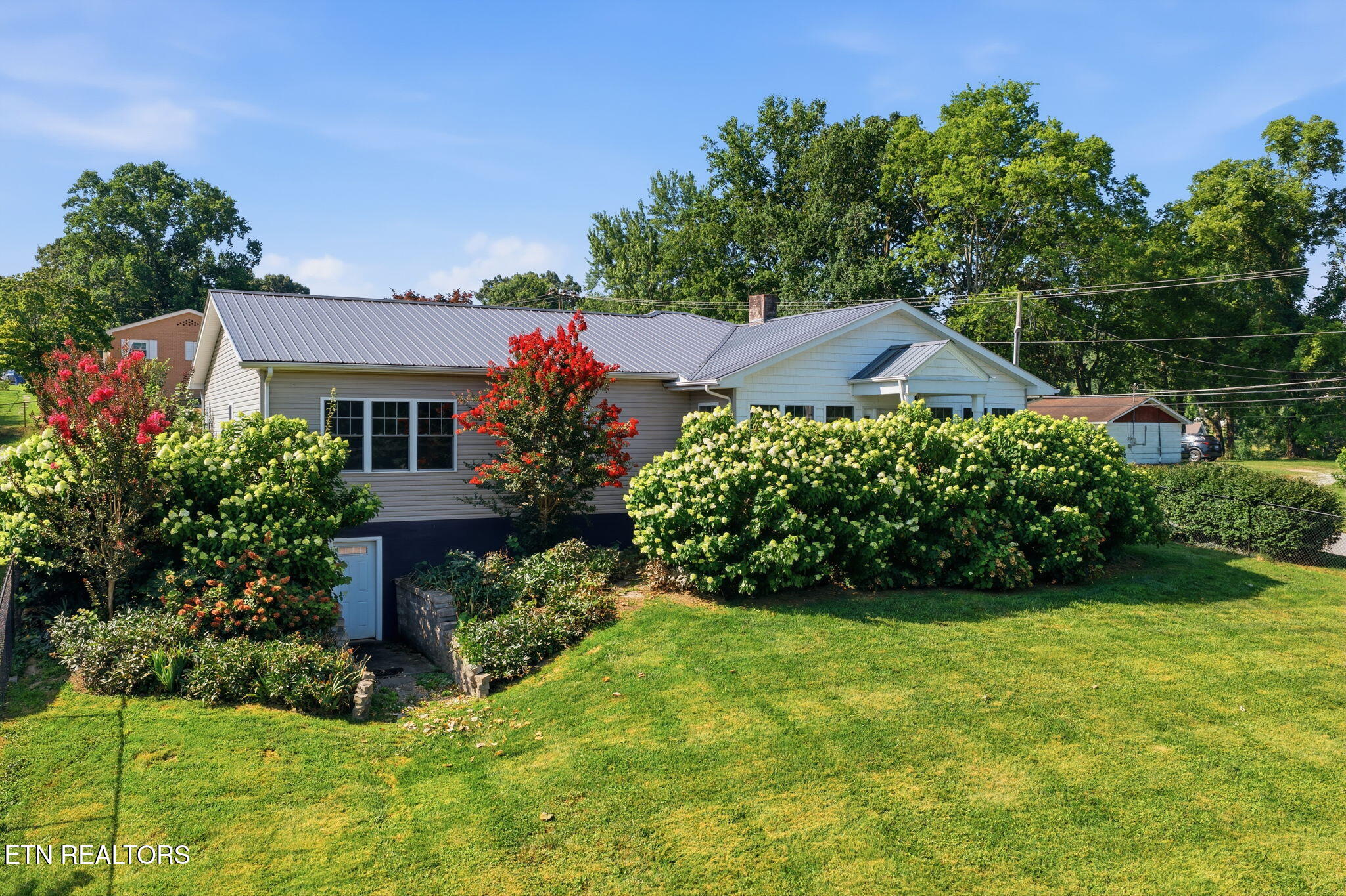 800 N Kingston Avenue Rockwood TN 37854