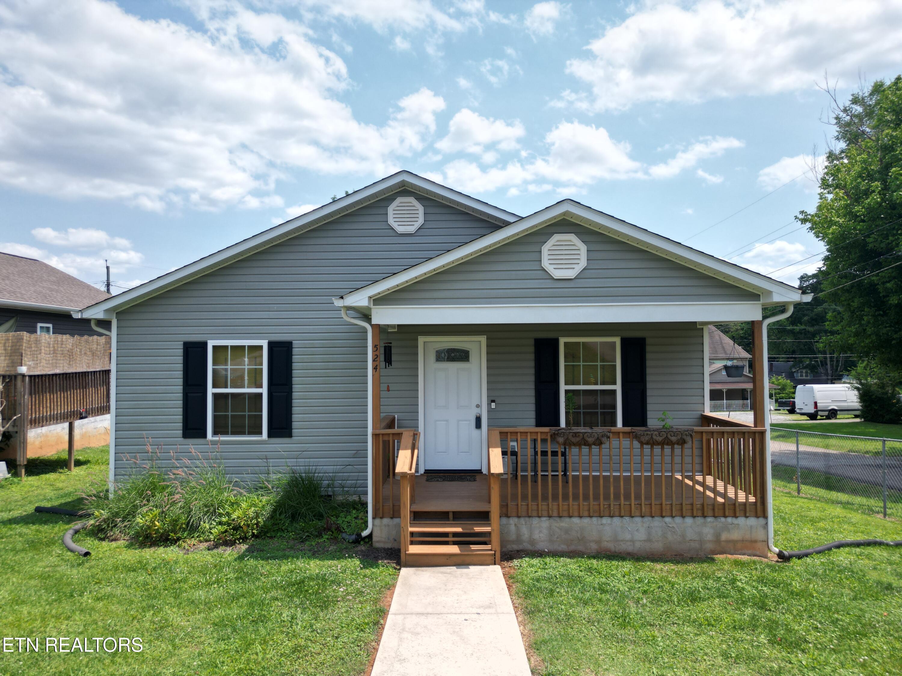 524 Midlake Drive Knoxville TN 37918