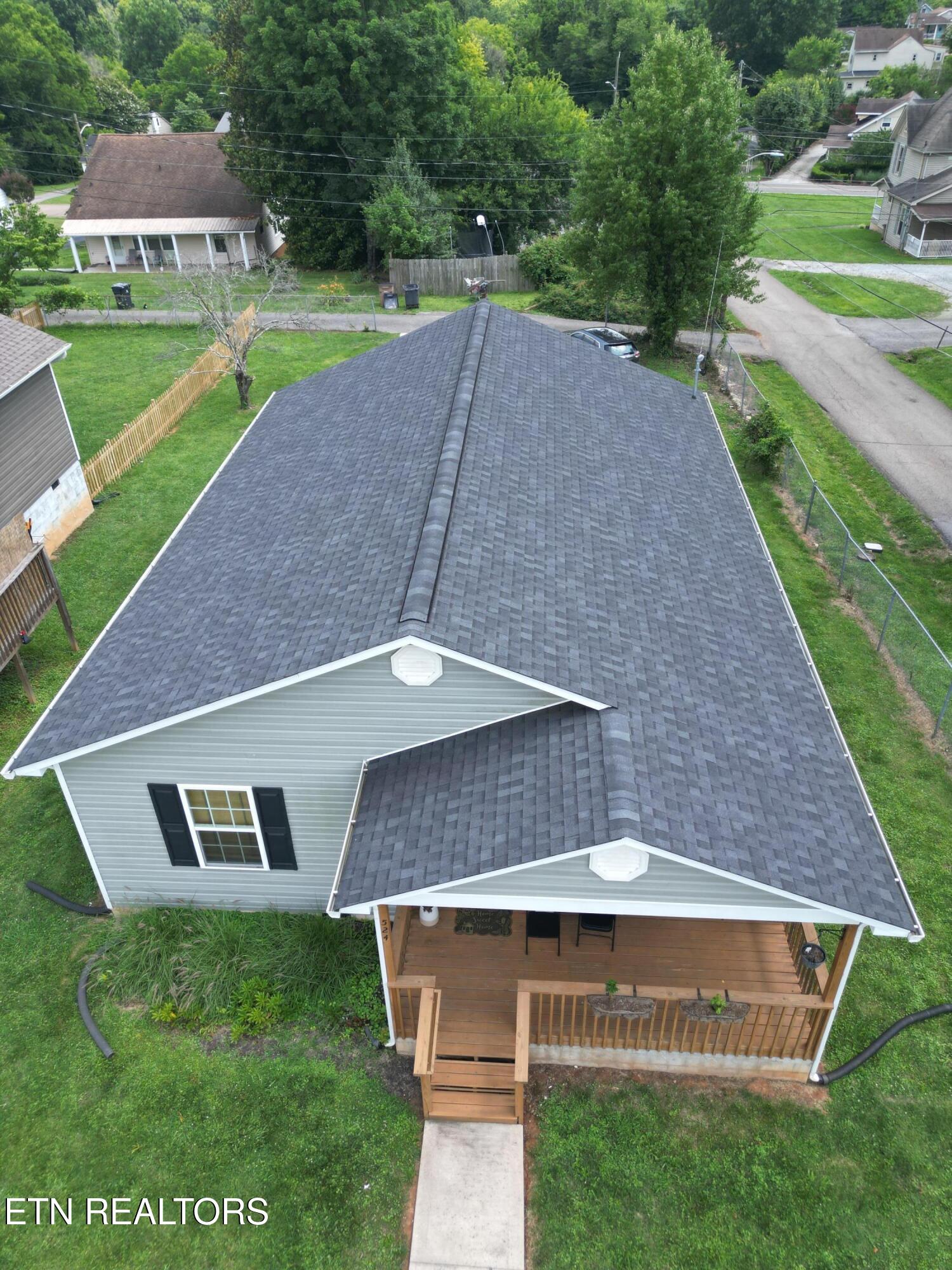 524 Midlake Drive Knoxville TN 37918