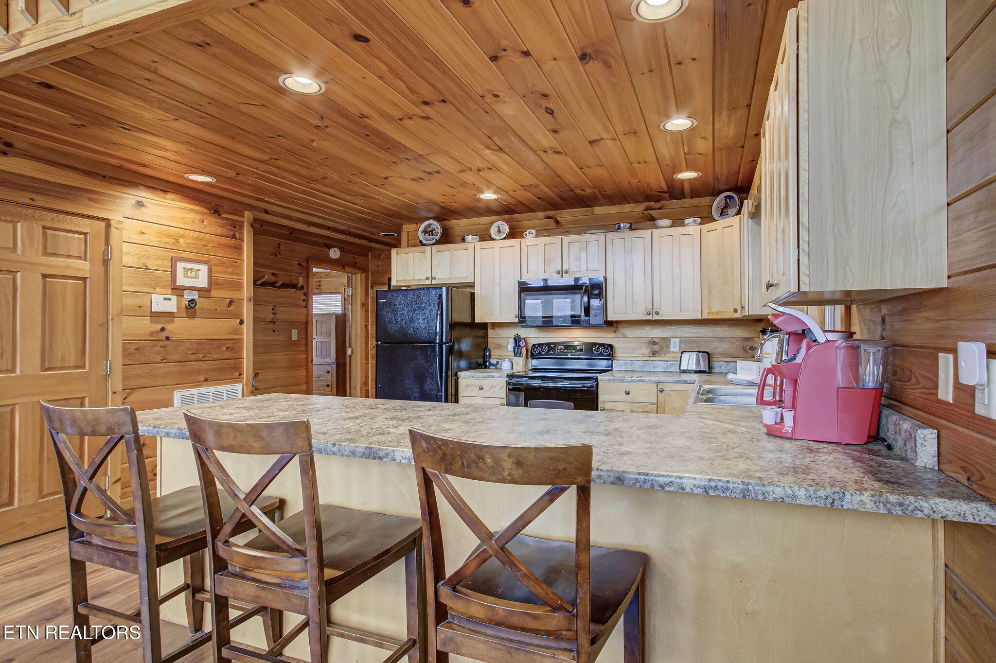 3779 Old Mountain Road Sevierville TN 37876