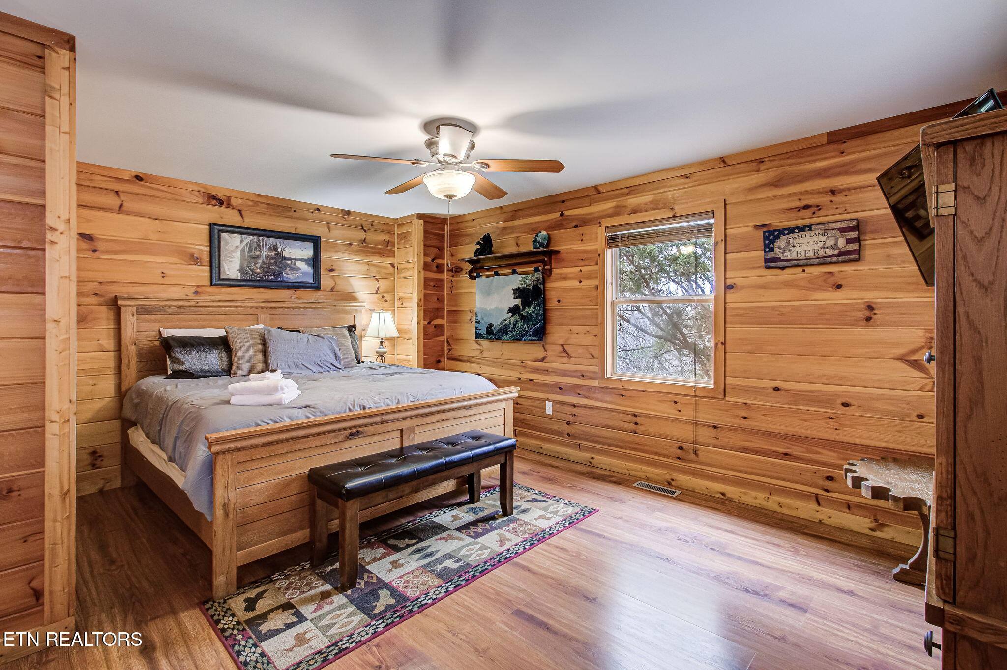 3779 Old Mountain Road Sevierville TN 37876