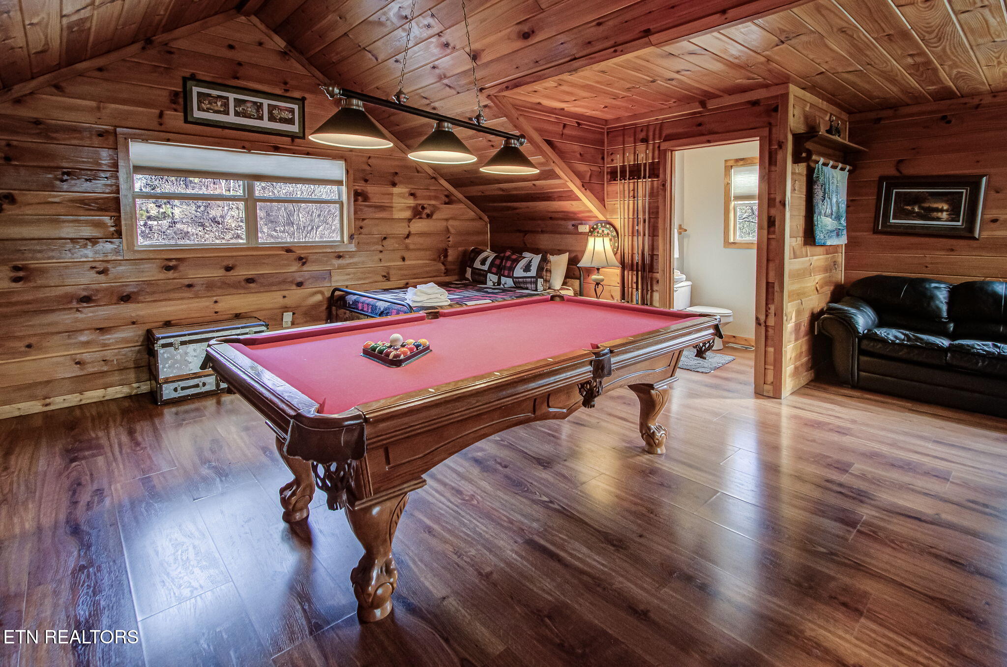 3779 Old Mountain Road Sevierville TN 37876