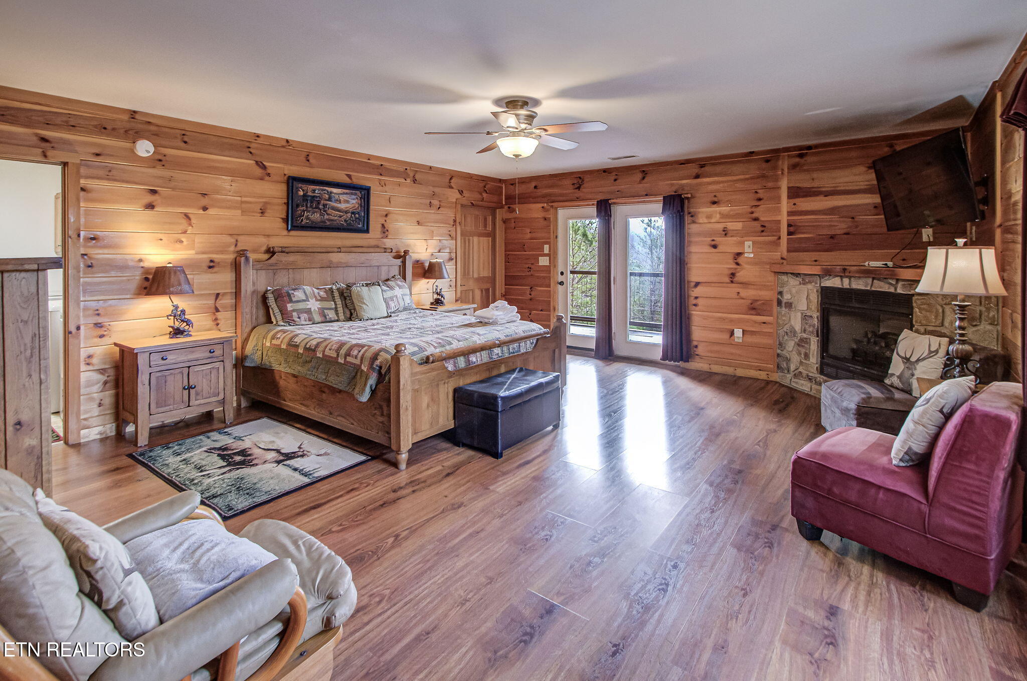 3779 Old Mountain Road Sevierville TN 37876