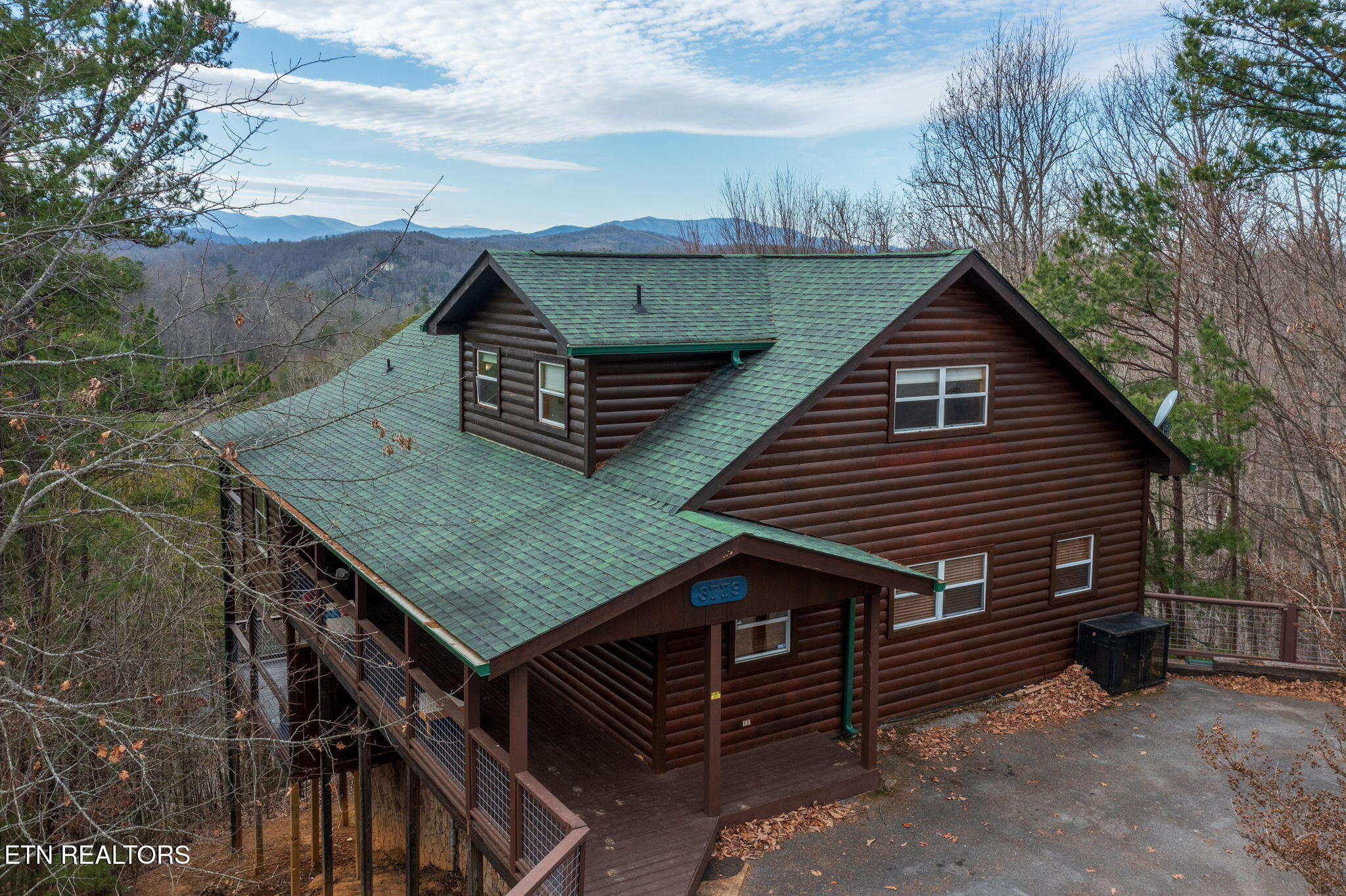 3779 Old Mountain Road Sevierville TN 37876