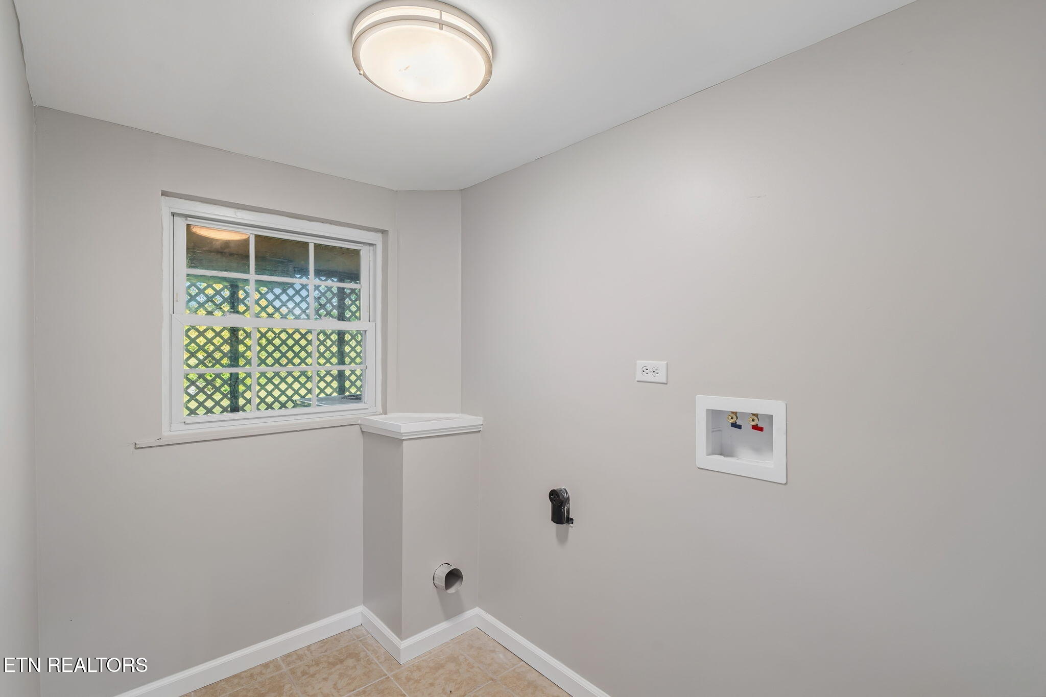 1024 Sky Blue Drive Knoxville TN 37923