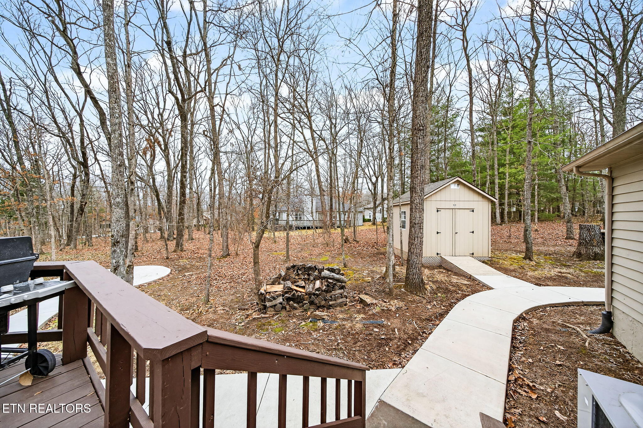 29 Overlook Terrace Crossville TN 38558