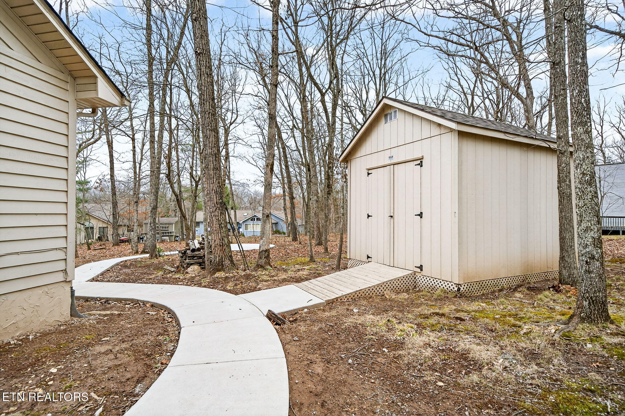 29 Overlook Terrace Crossville TN 38558