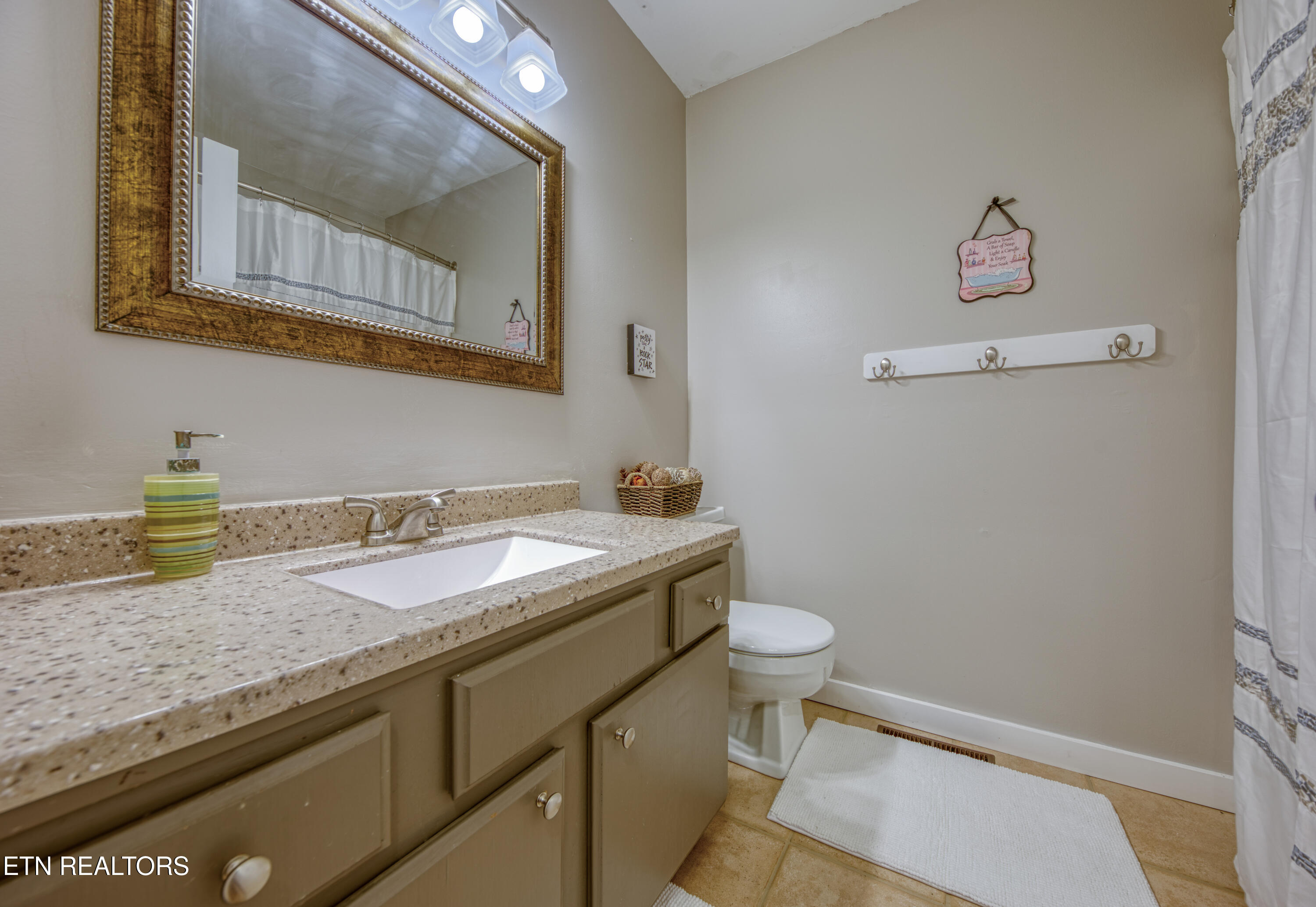 8837 Flintlock Road Knoxville TN 37931
