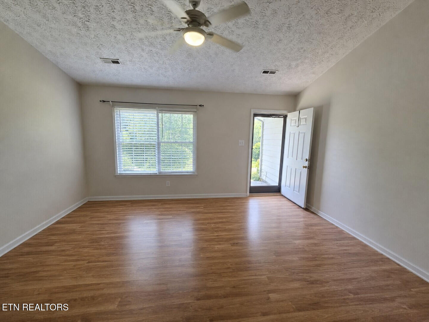 2001 Hyde Park Lane Knoxville TN 37921