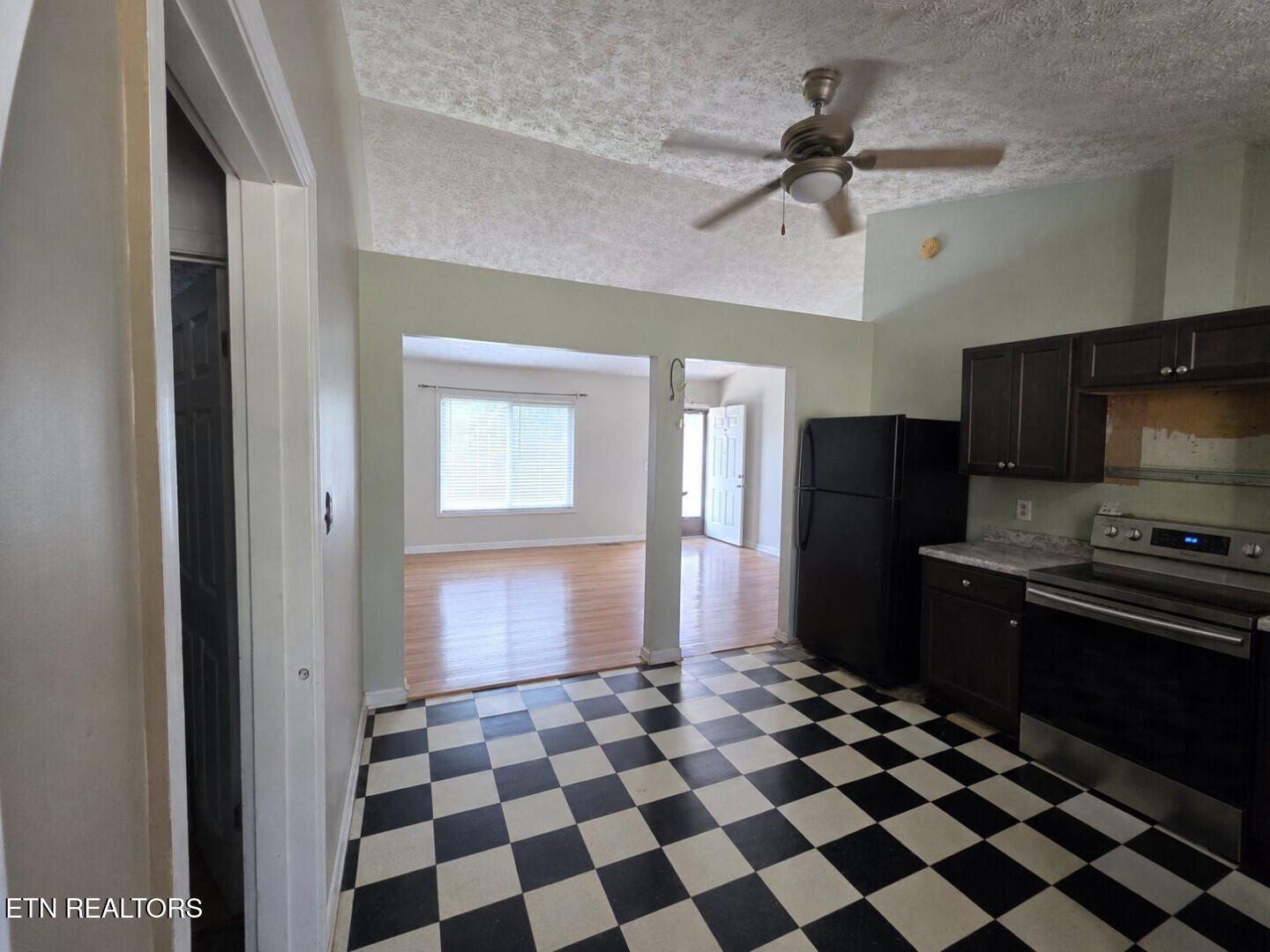 2001 Hyde Park Lane Knoxville TN 37921