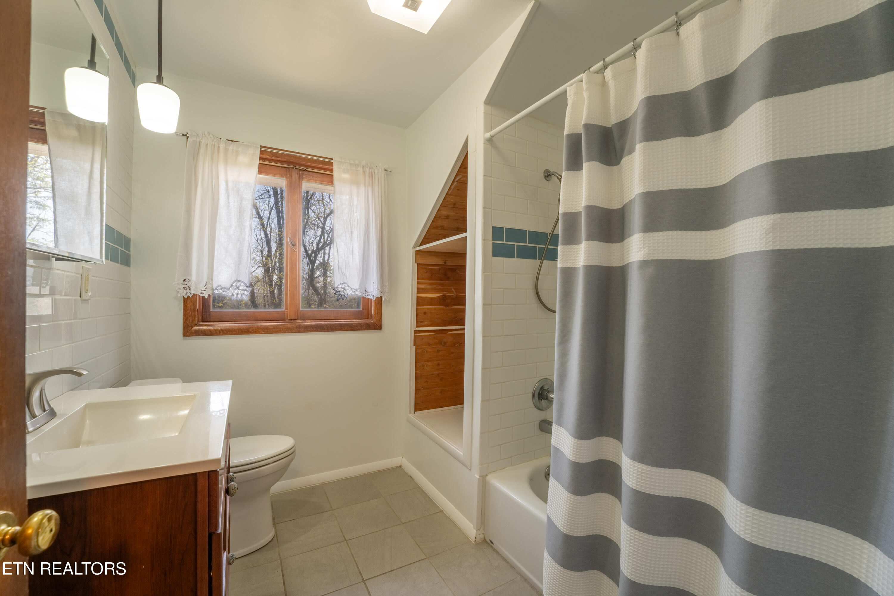 106 Disston Road Oak Ridge TN 37830