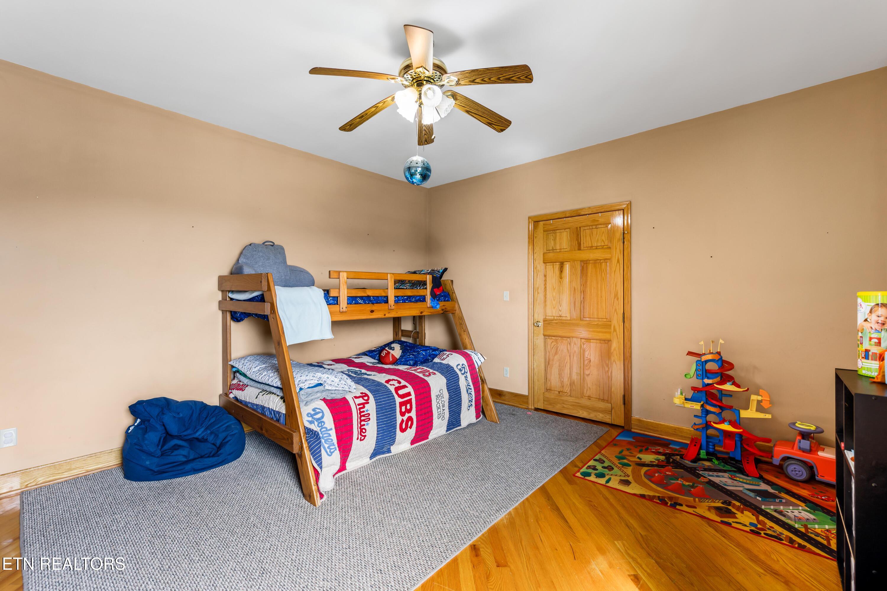 1695 Doaks Creek Road Speedwell TN 37870