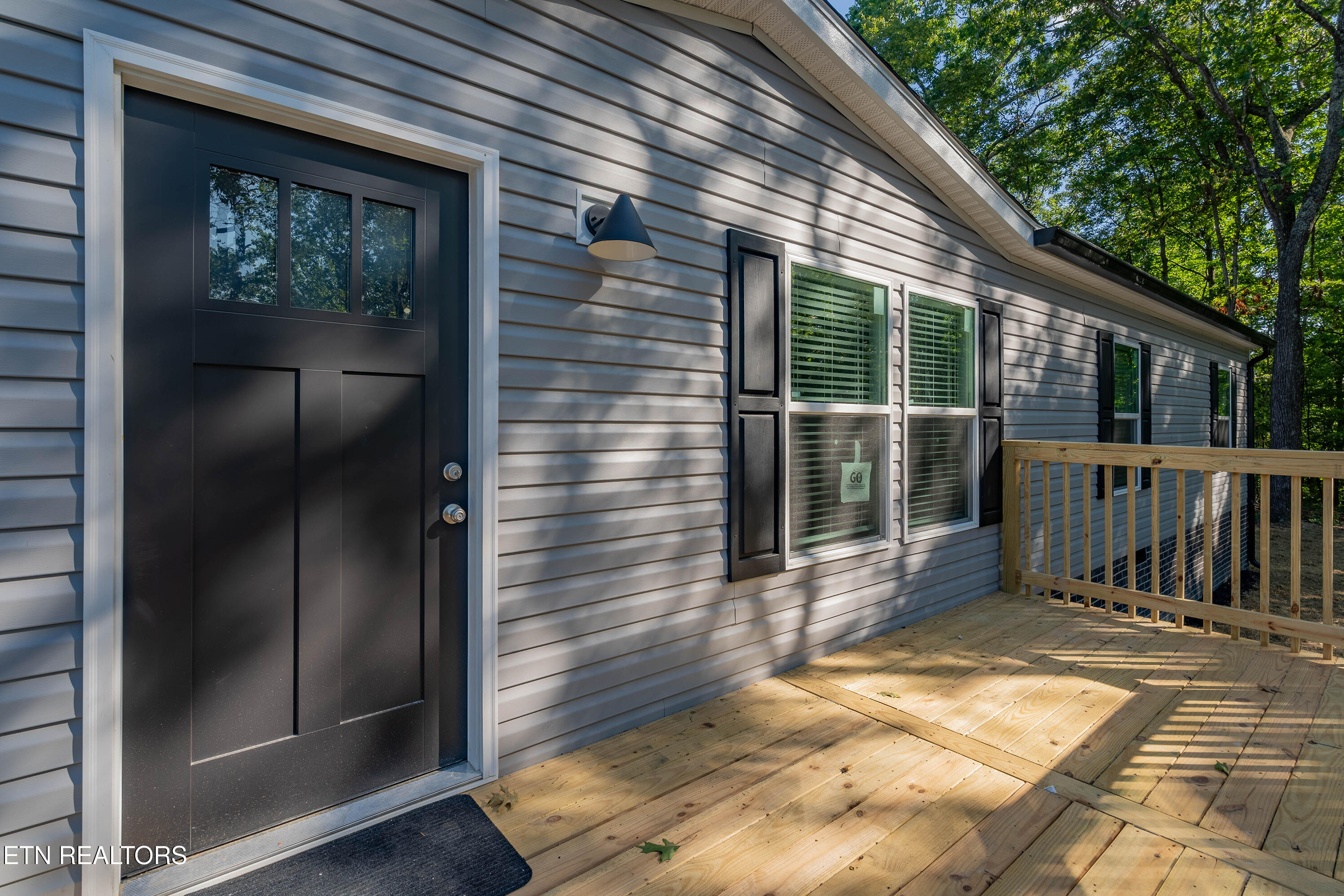 725 S Douglas Avenue Rockwood TN 37854