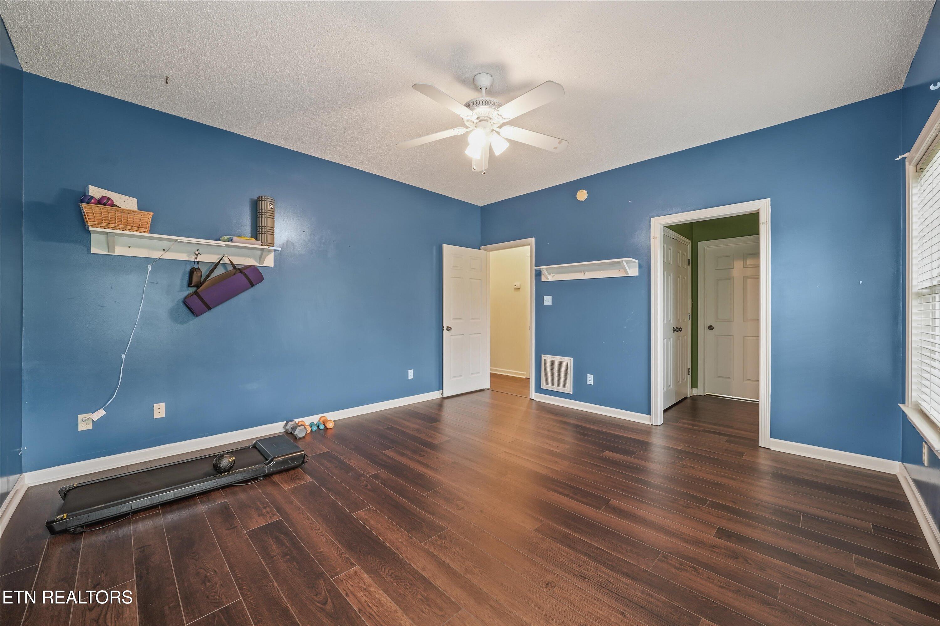 2007 Eastwood Drive Maryville TN 37803