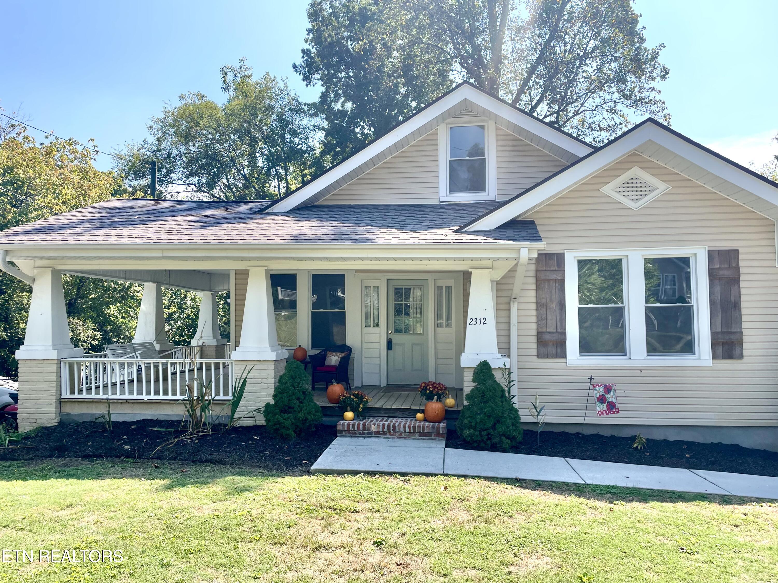 2312 Woodrow Drive Knoxville TN 37918