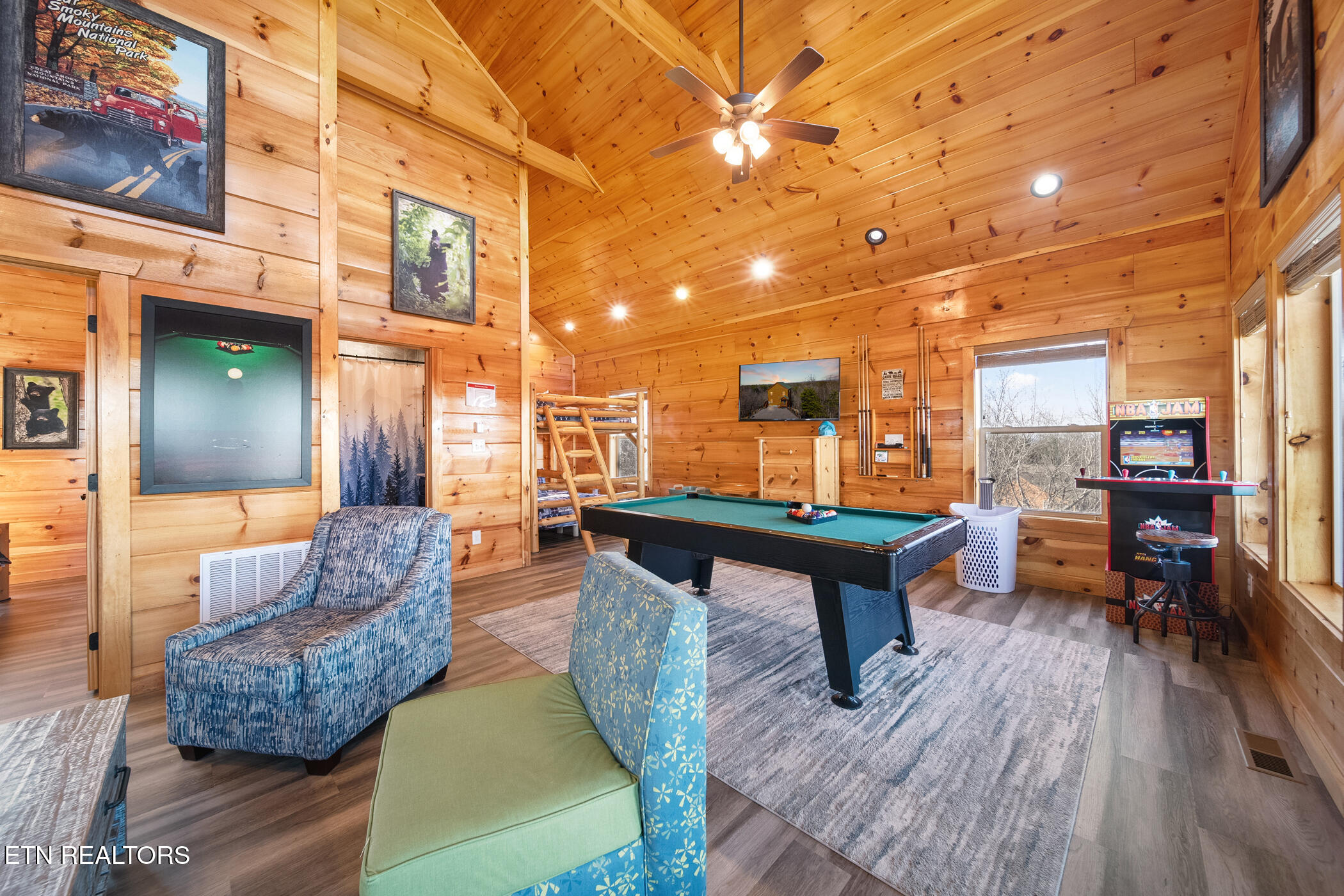 1120 N Trail Drive Sevierville TN 37862