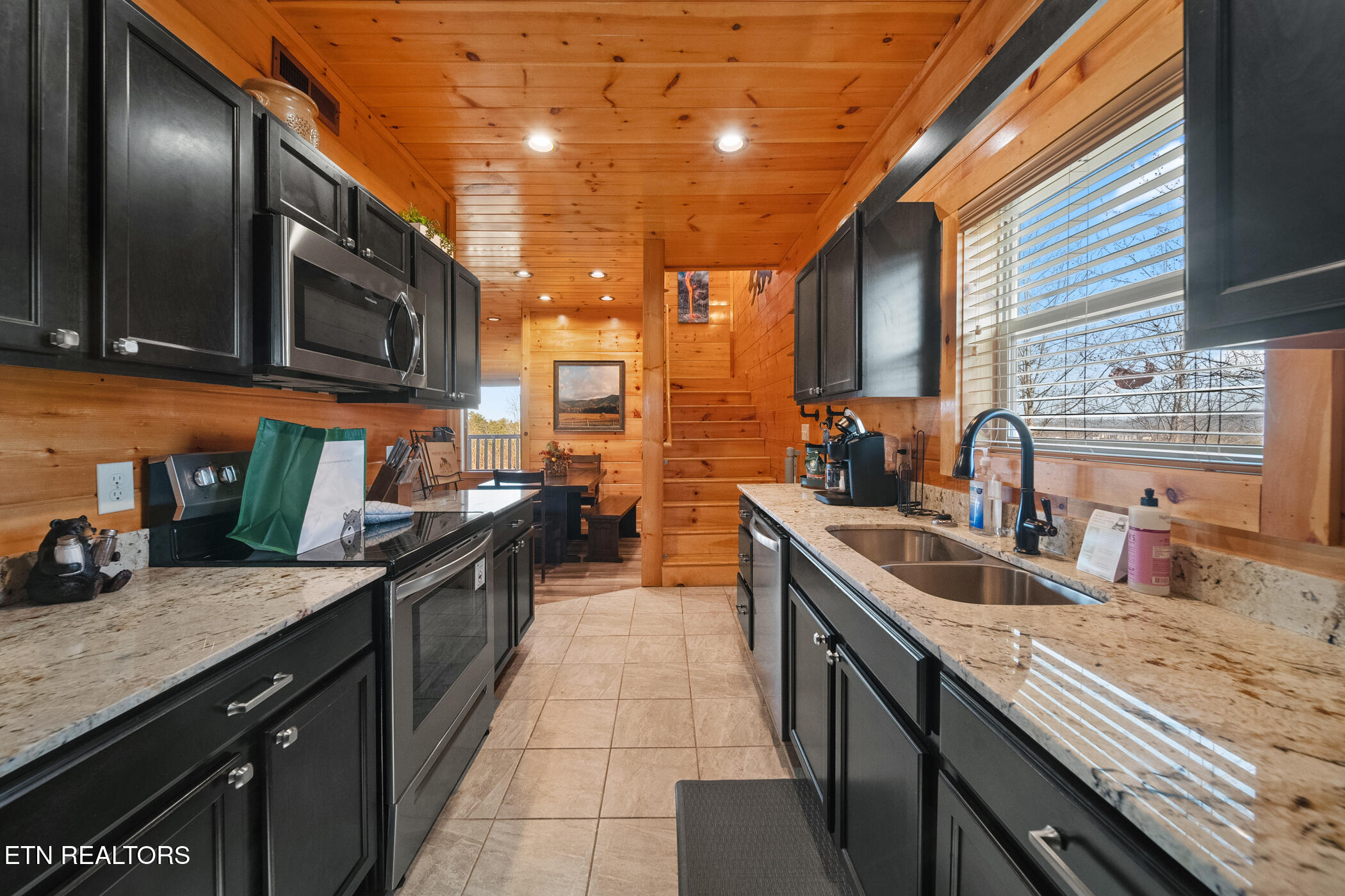 1120 N Trail Drive Sevierville TN 37862