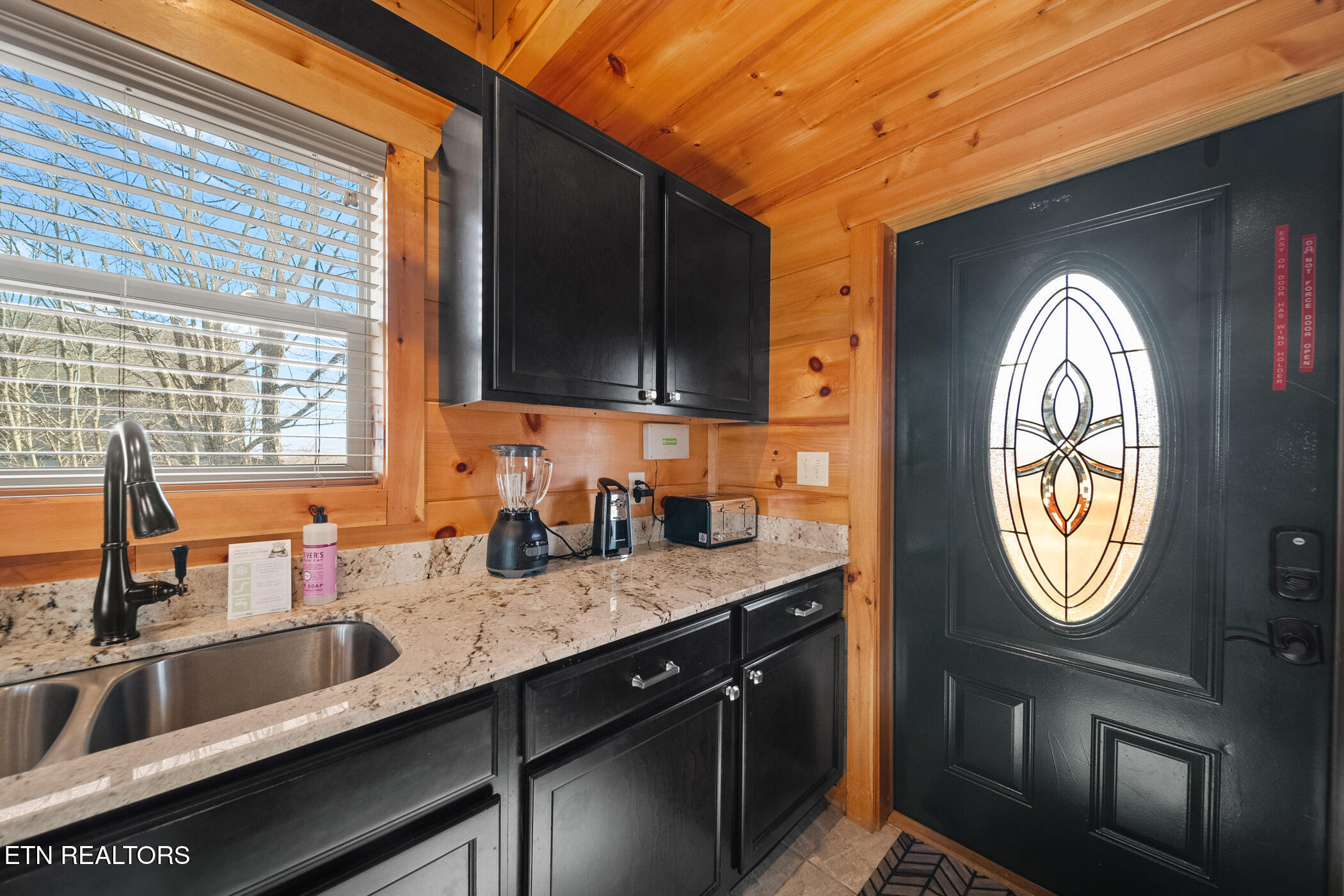 1120 N Trail Drive Sevierville TN 37862