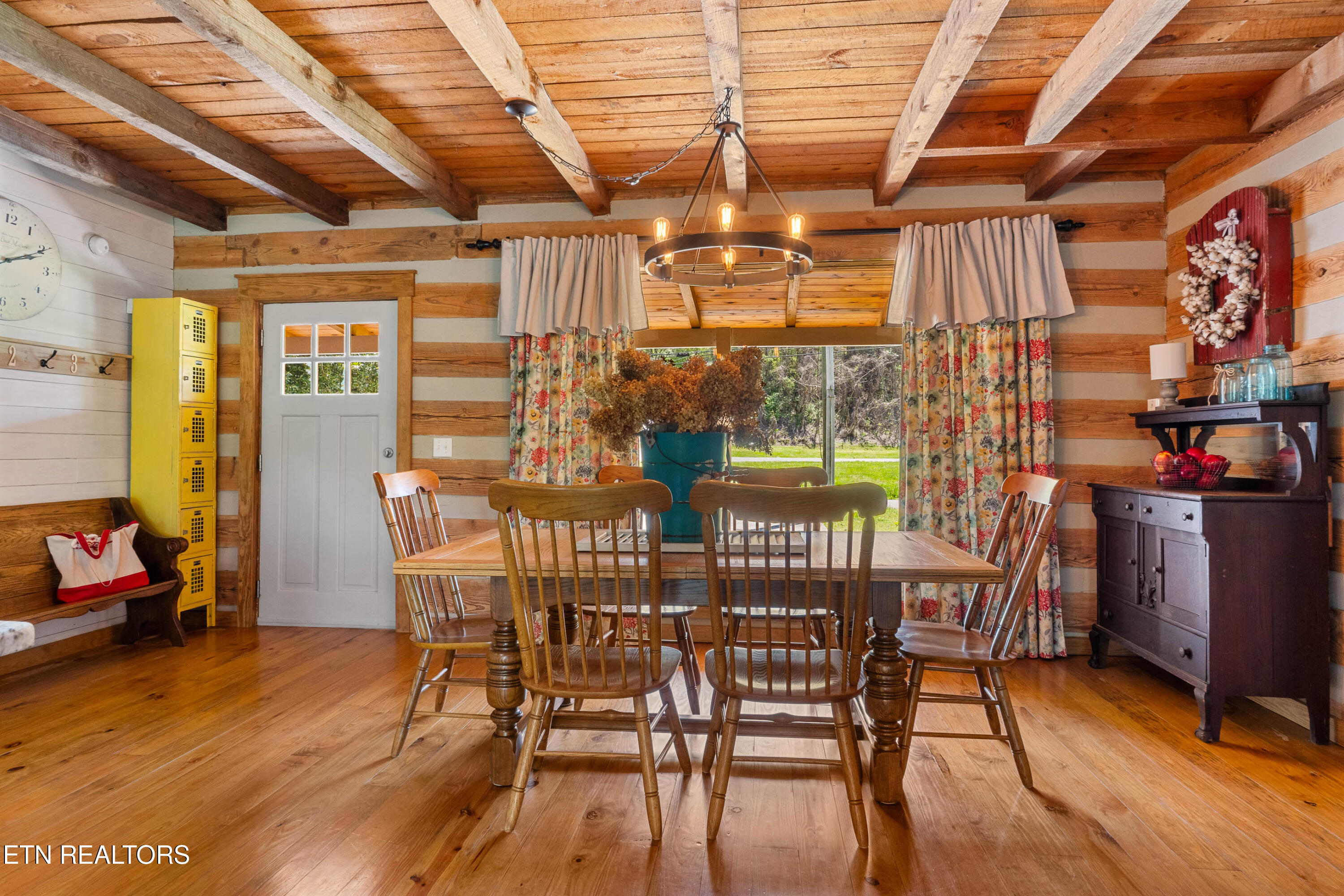 7539 W Old Highway 73 Townsend TN 37882