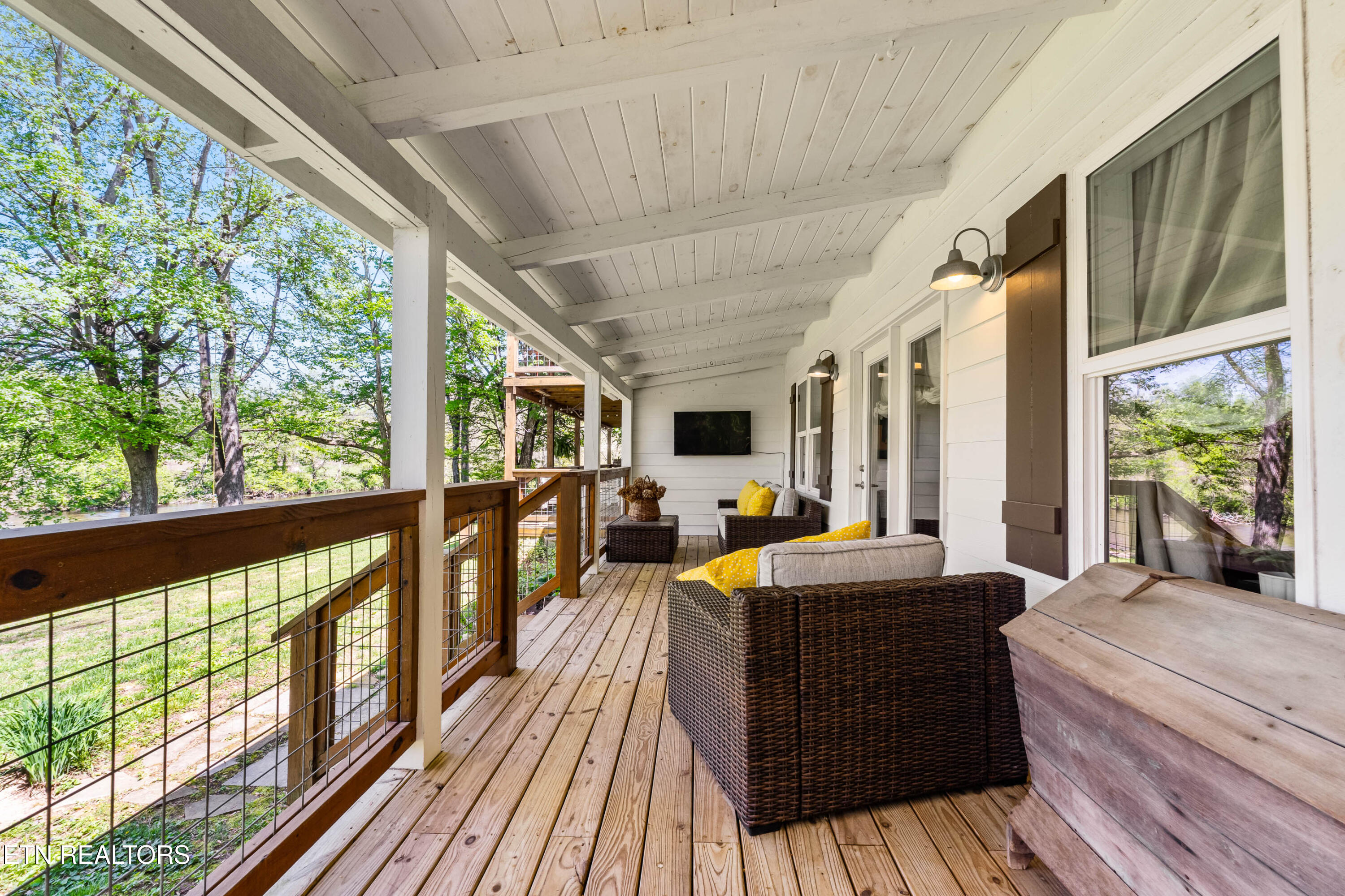 7539 W Old Highway 73 Townsend TN 37882