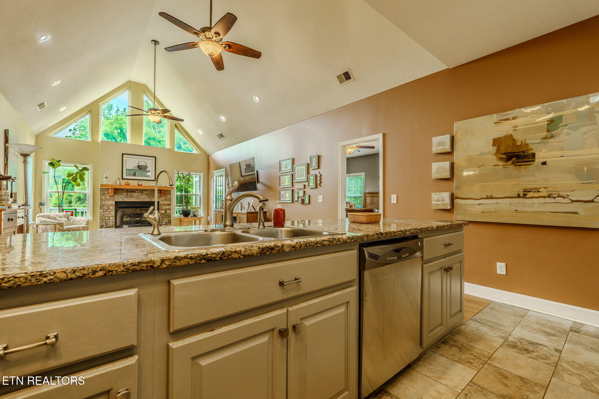 188 Happy Hollow Road Madisonville TN 37354