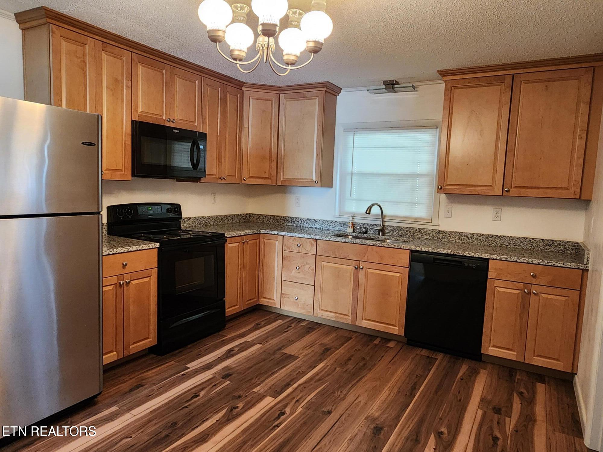 1506 Ridgeway Circle Athens TN 37303
