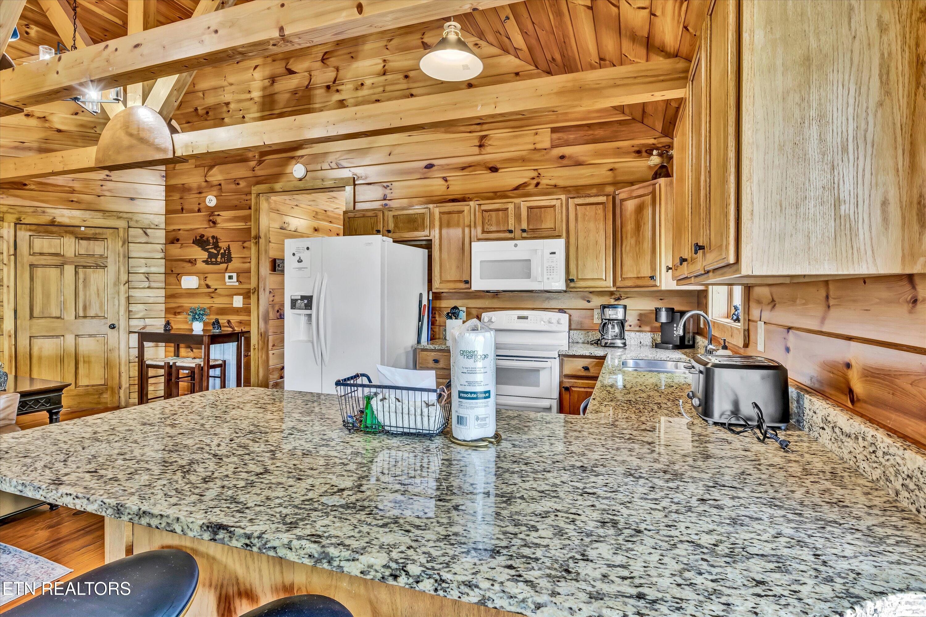 2054 Oakmont Drive Sevierville TN 37876