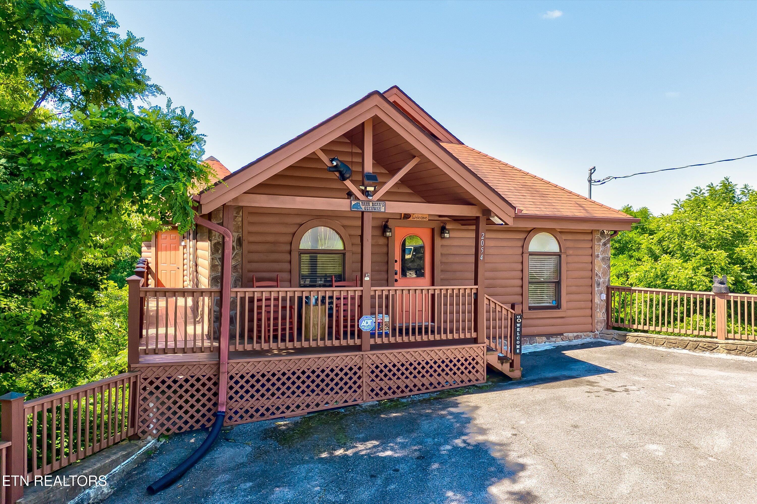 2054 Oakmont Drive Sevierville TN 37876