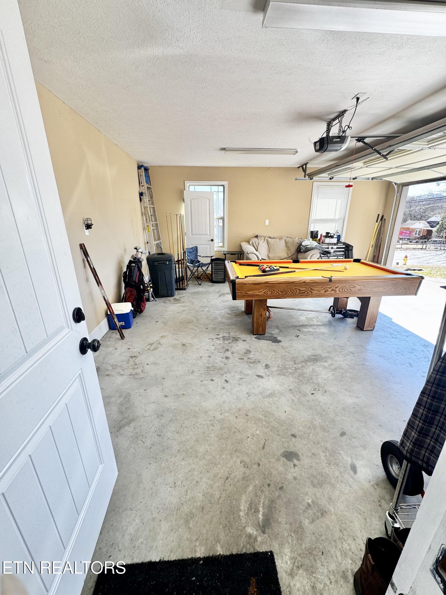 402 Cedar Circle Clinton TN 37716