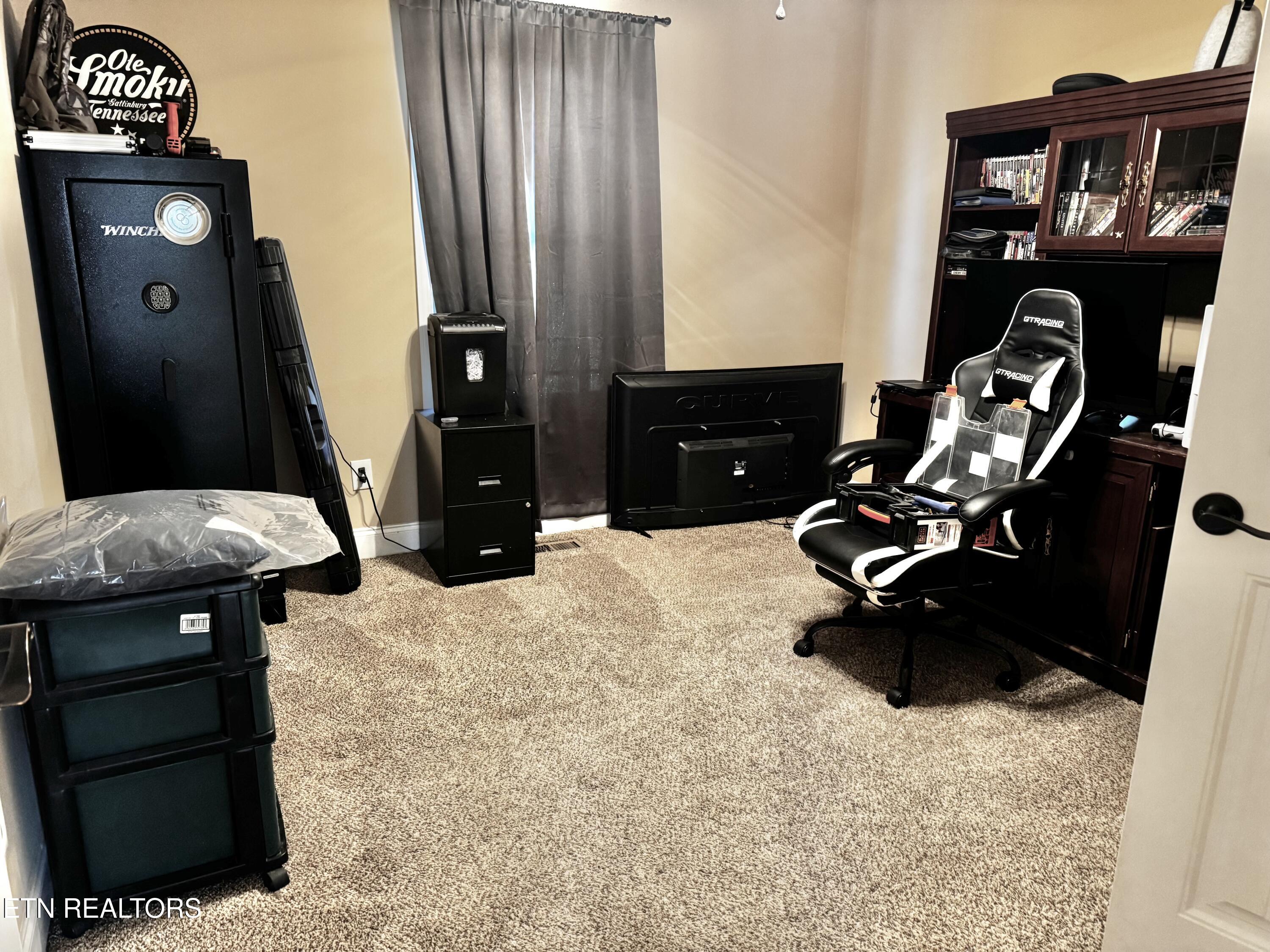 402 Cedar Circle Clinton TN 37716