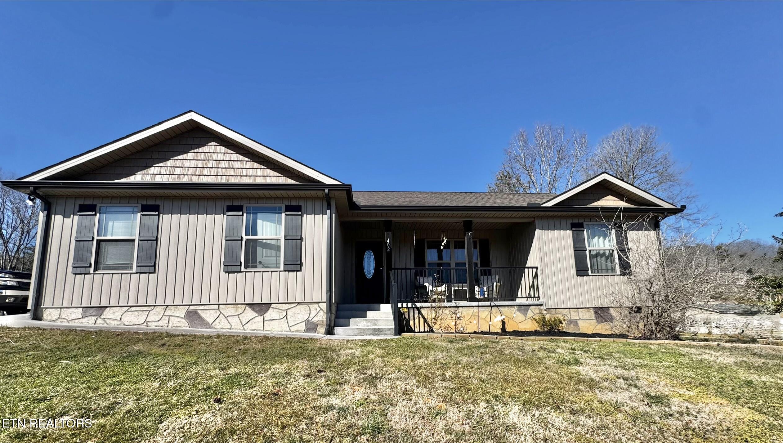 402 Cedar Circle Clinton TN 37716