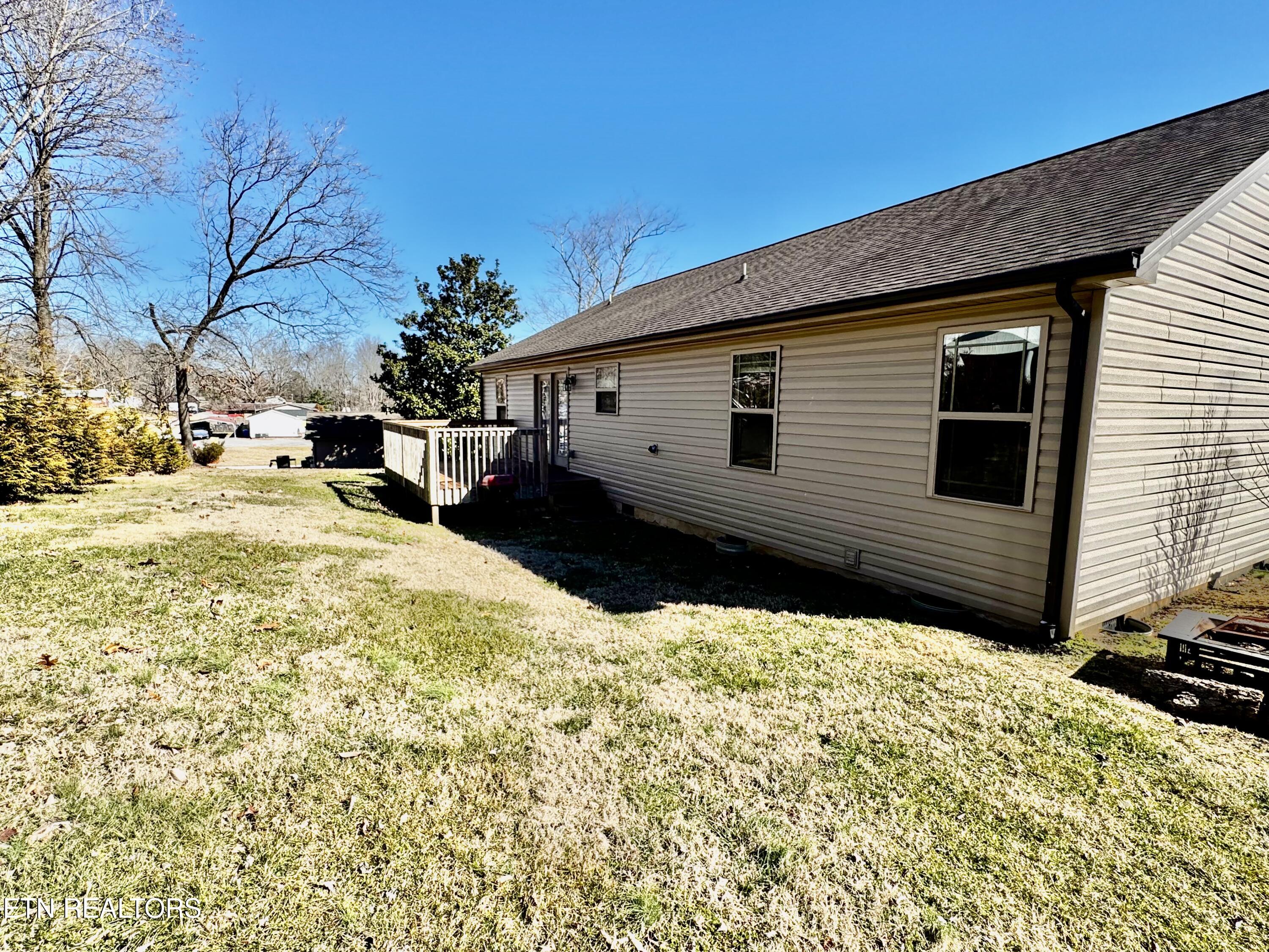 402 Cedar Circle Clinton TN 37716