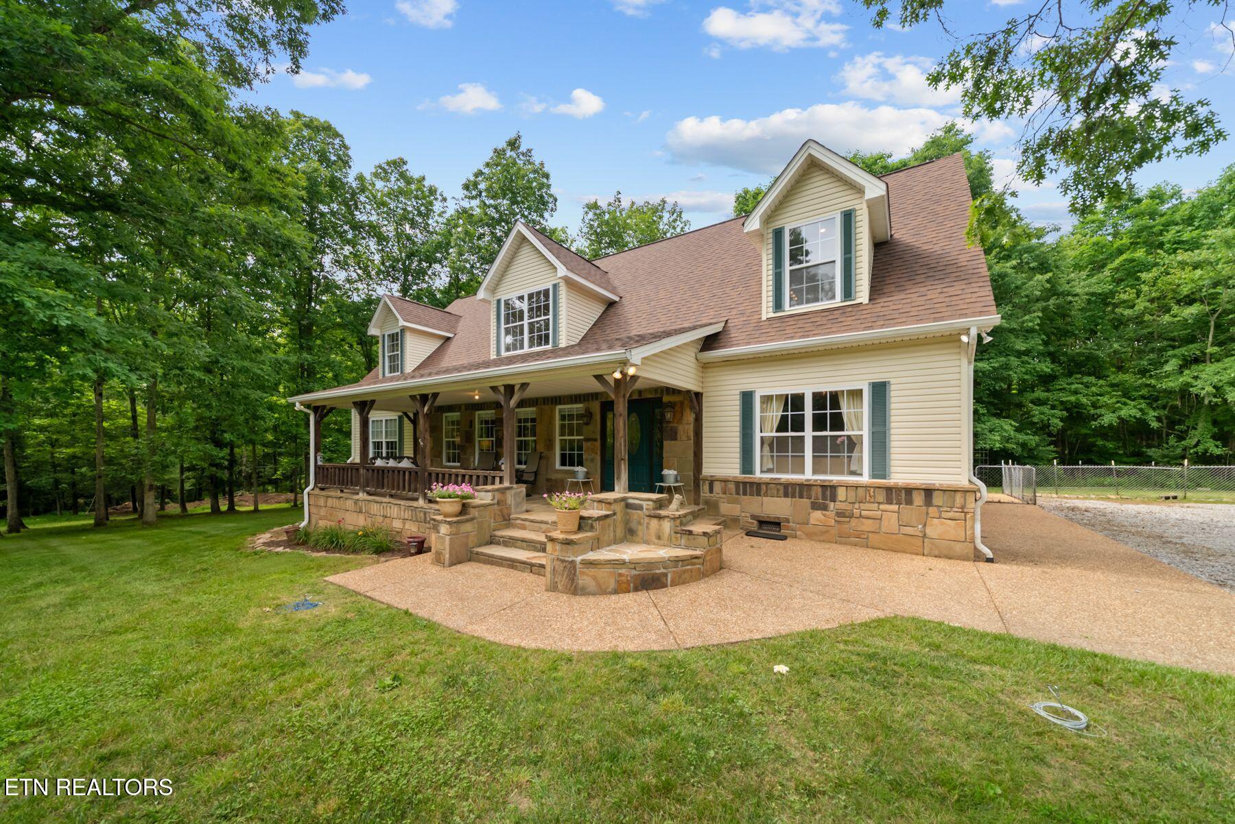 1035 Gray Eagle Drive Crossville TN 38572