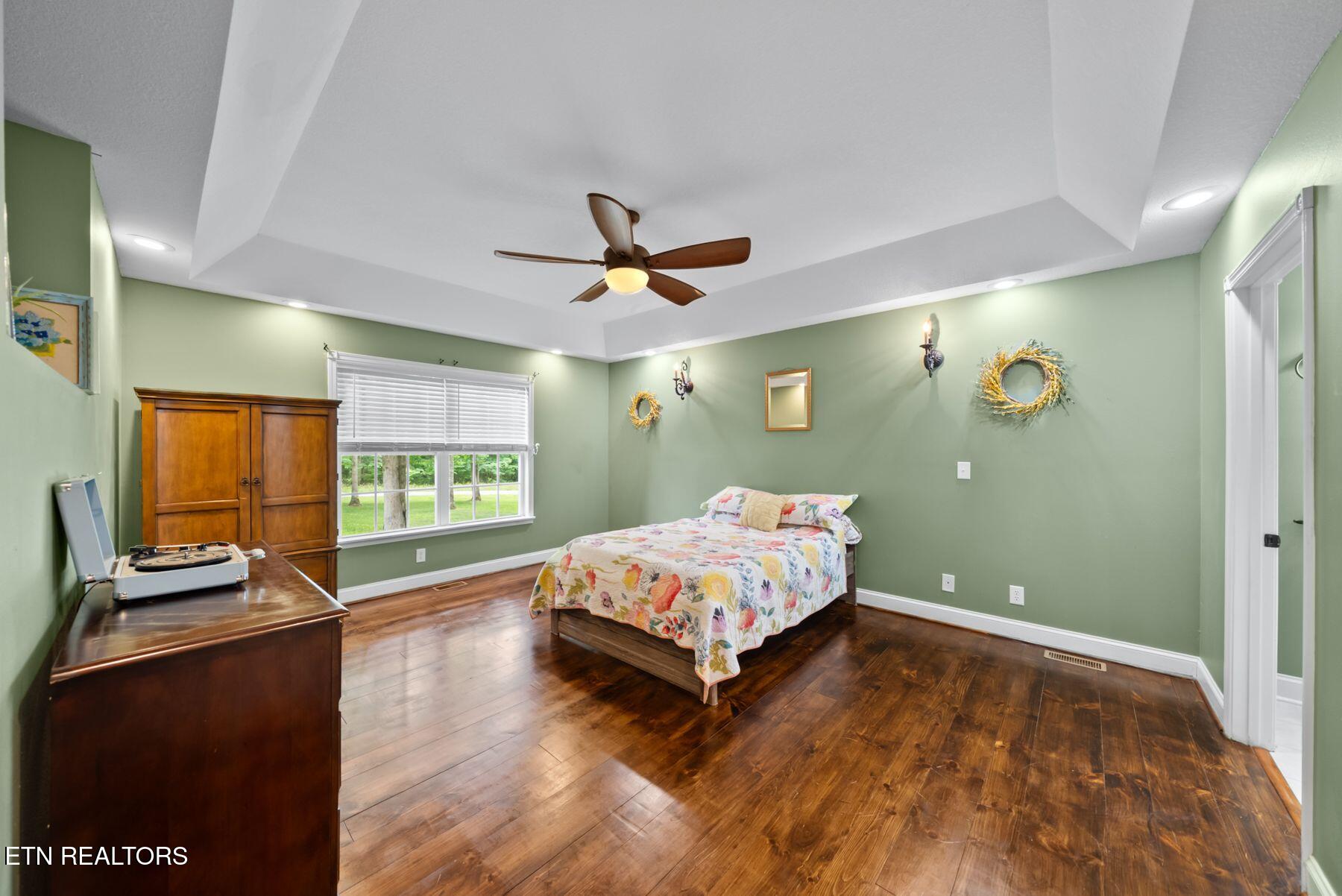 1035 Gray Eagle Drive Crossville TN 38572