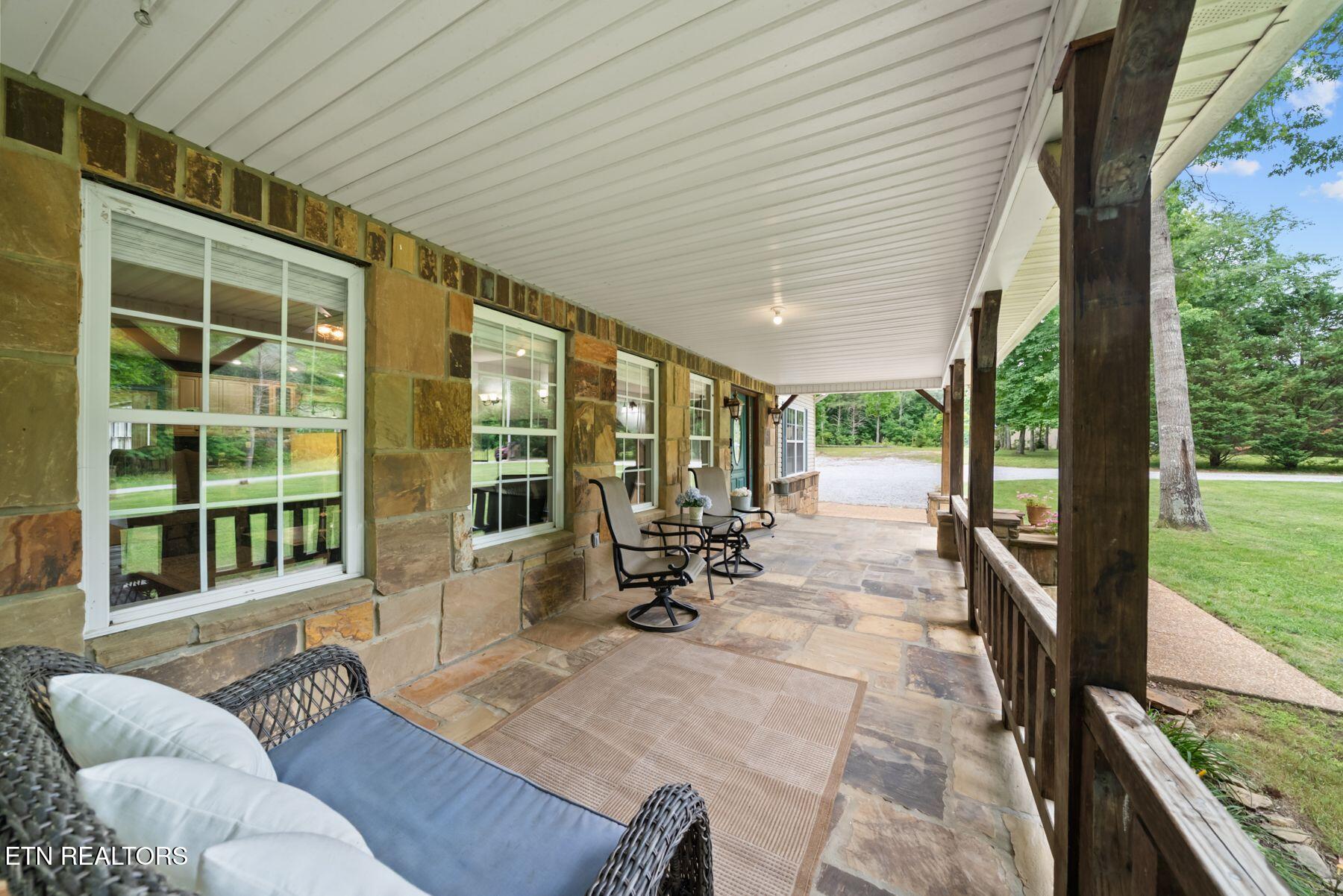 1035 Gray Eagle Drive Crossville TN 38572