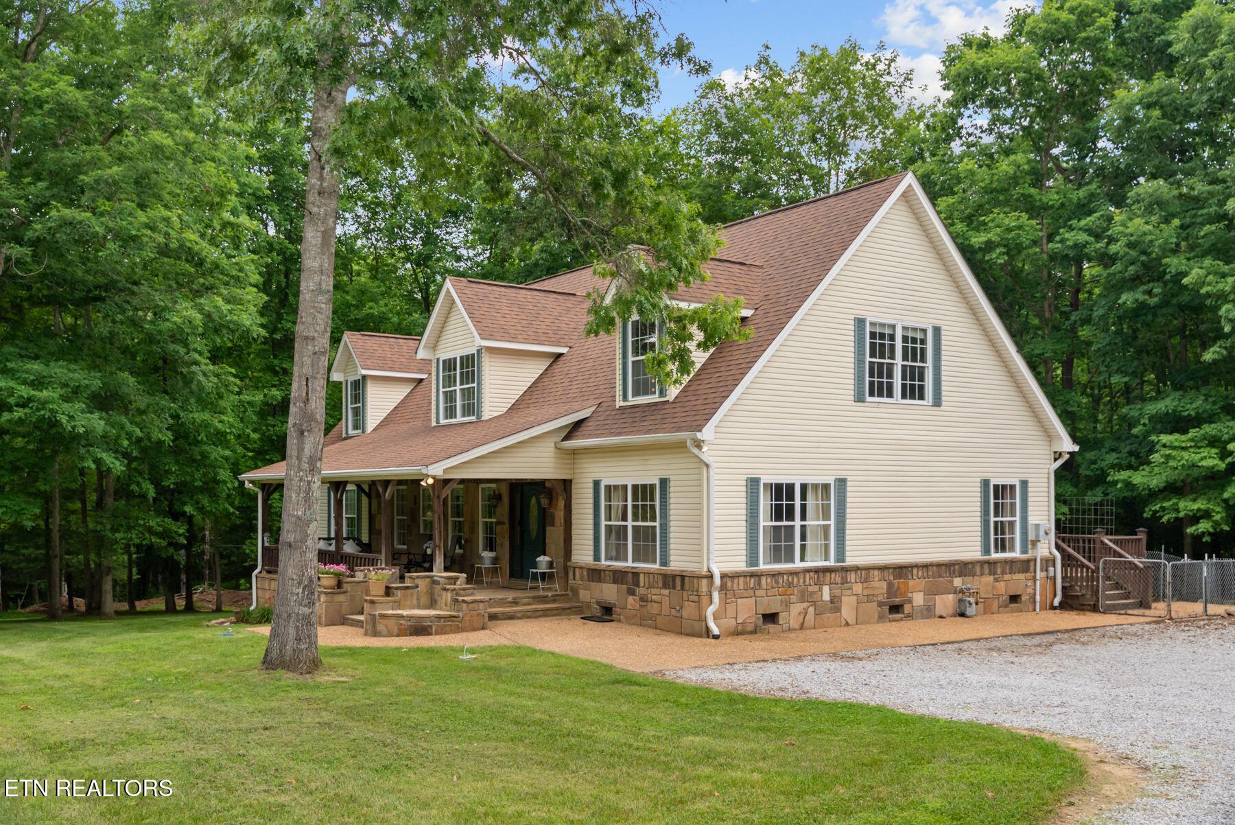 1035 Gray Eagle Drive Crossville TN 38572