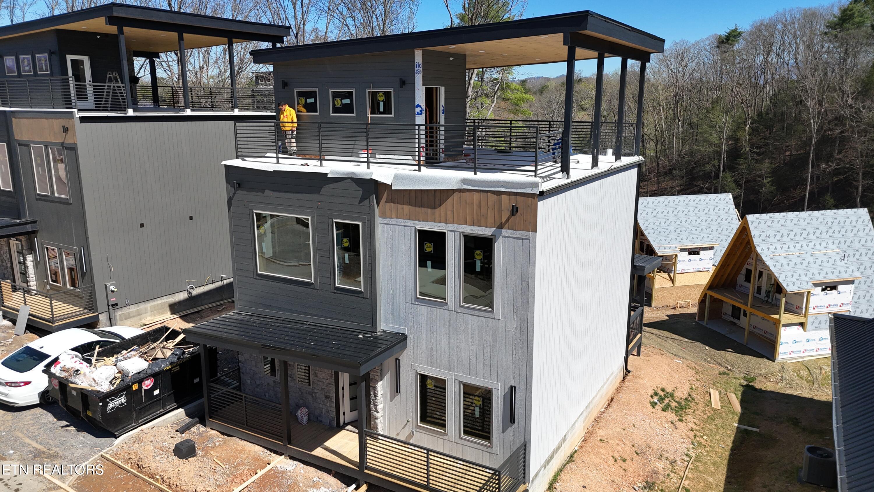 589 Warbonnet Way Pigeon Forge TN 37863