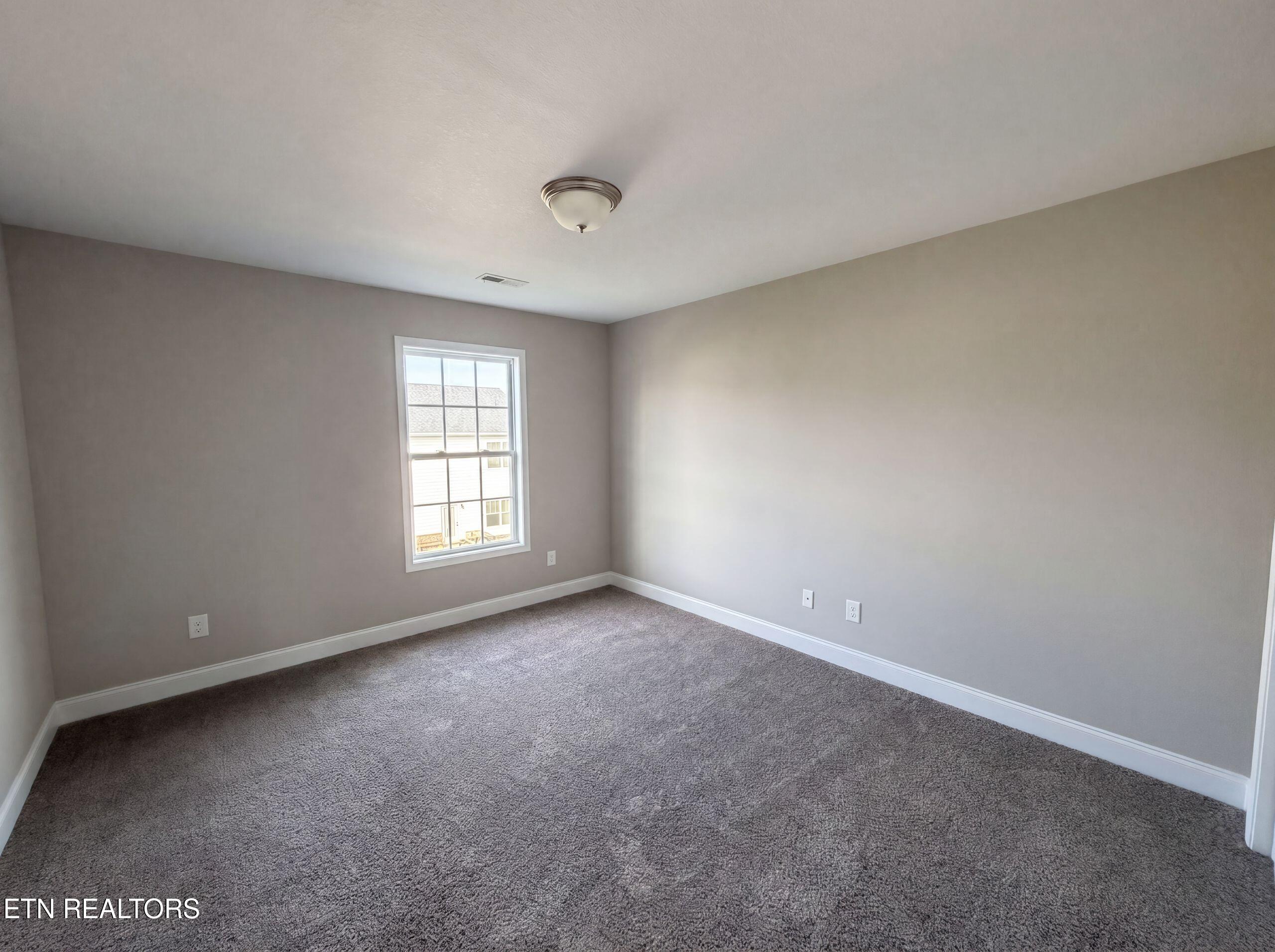 1611 Blackbird Drive Maryville TN 37803