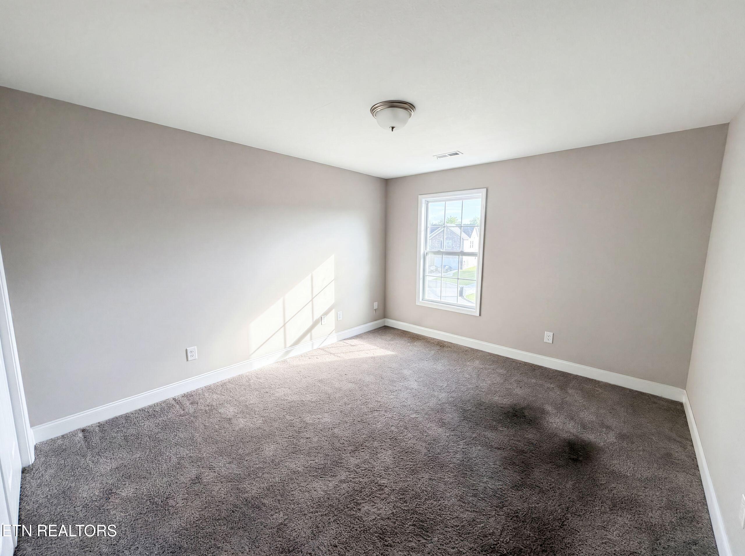 1611 Blackbird Drive Maryville TN 37803
