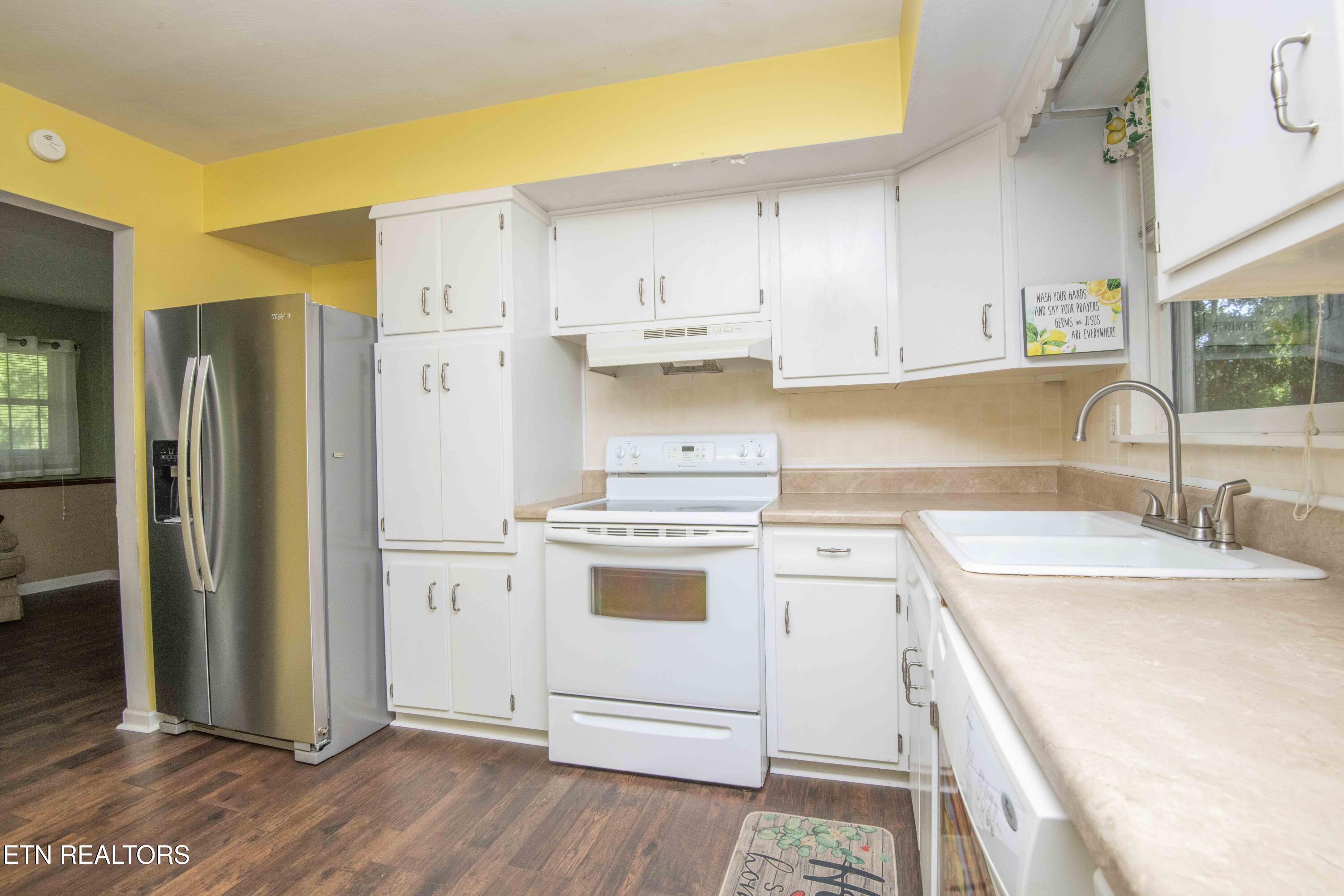 136 Mimosa Avenue Rockwood TN 37854