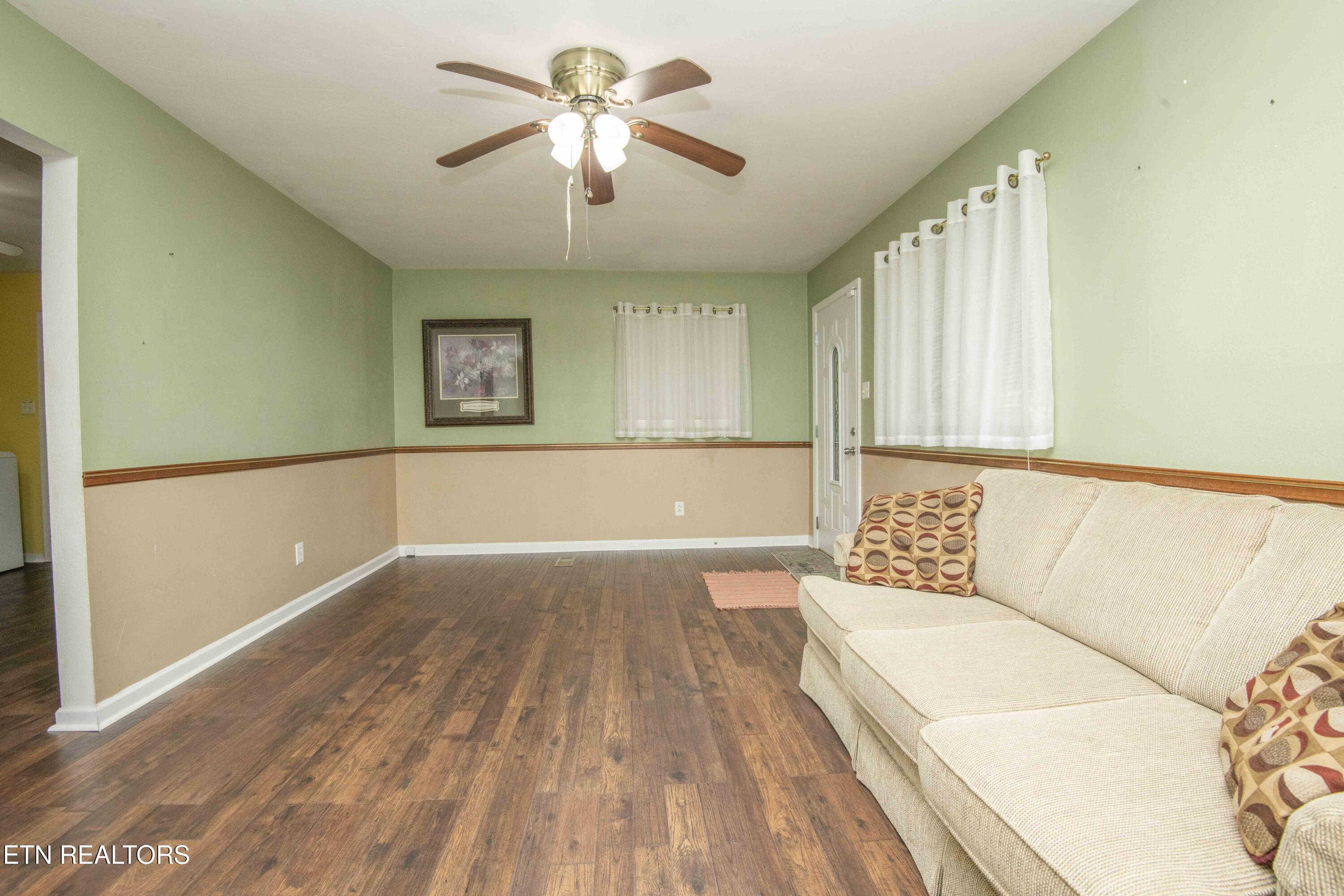 136 Mimosa Avenue Rockwood TN 37854