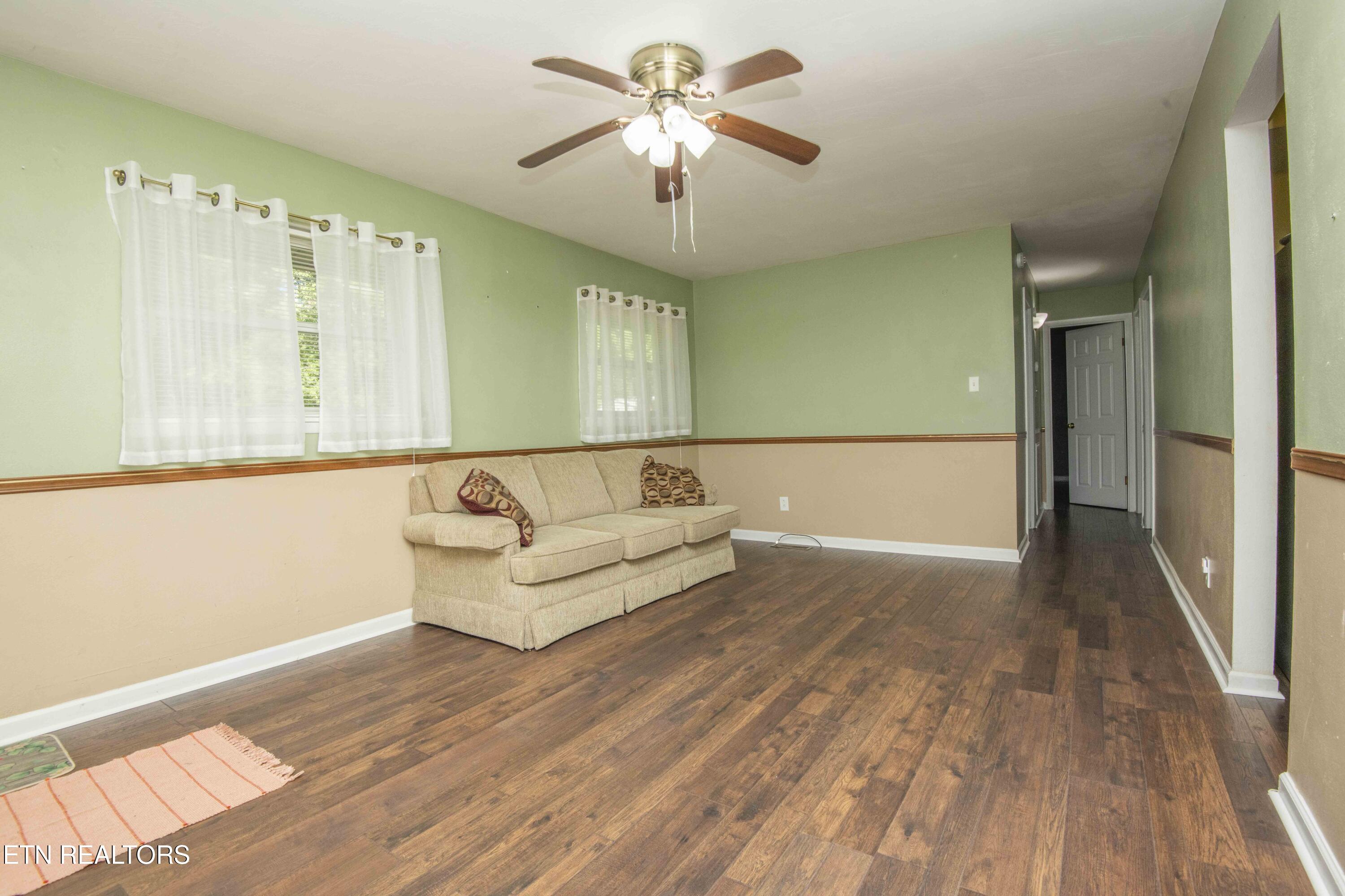 136 Mimosa Avenue Rockwood TN 37854