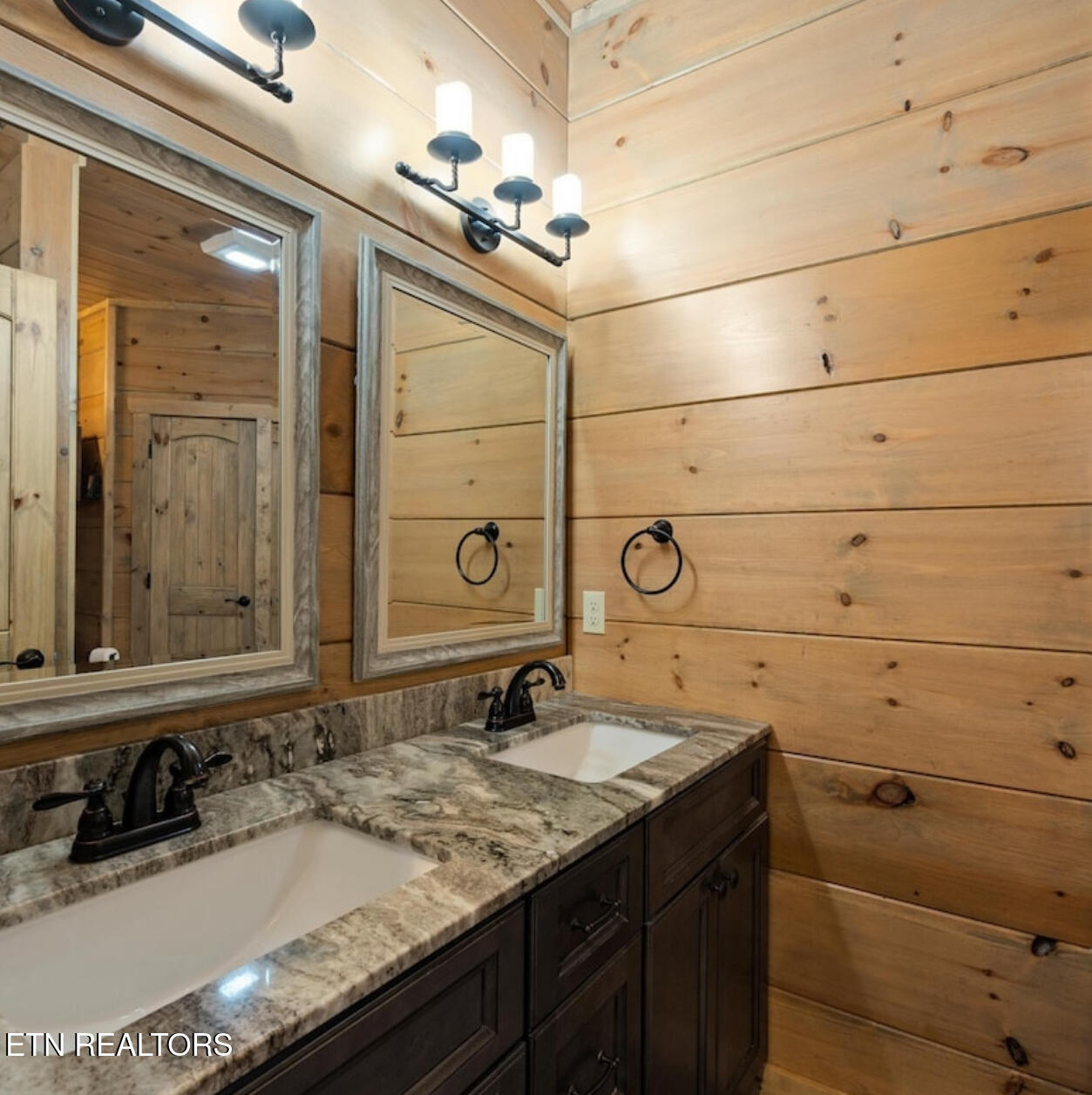 3742 Swearingen Way Sevierville TN 37862